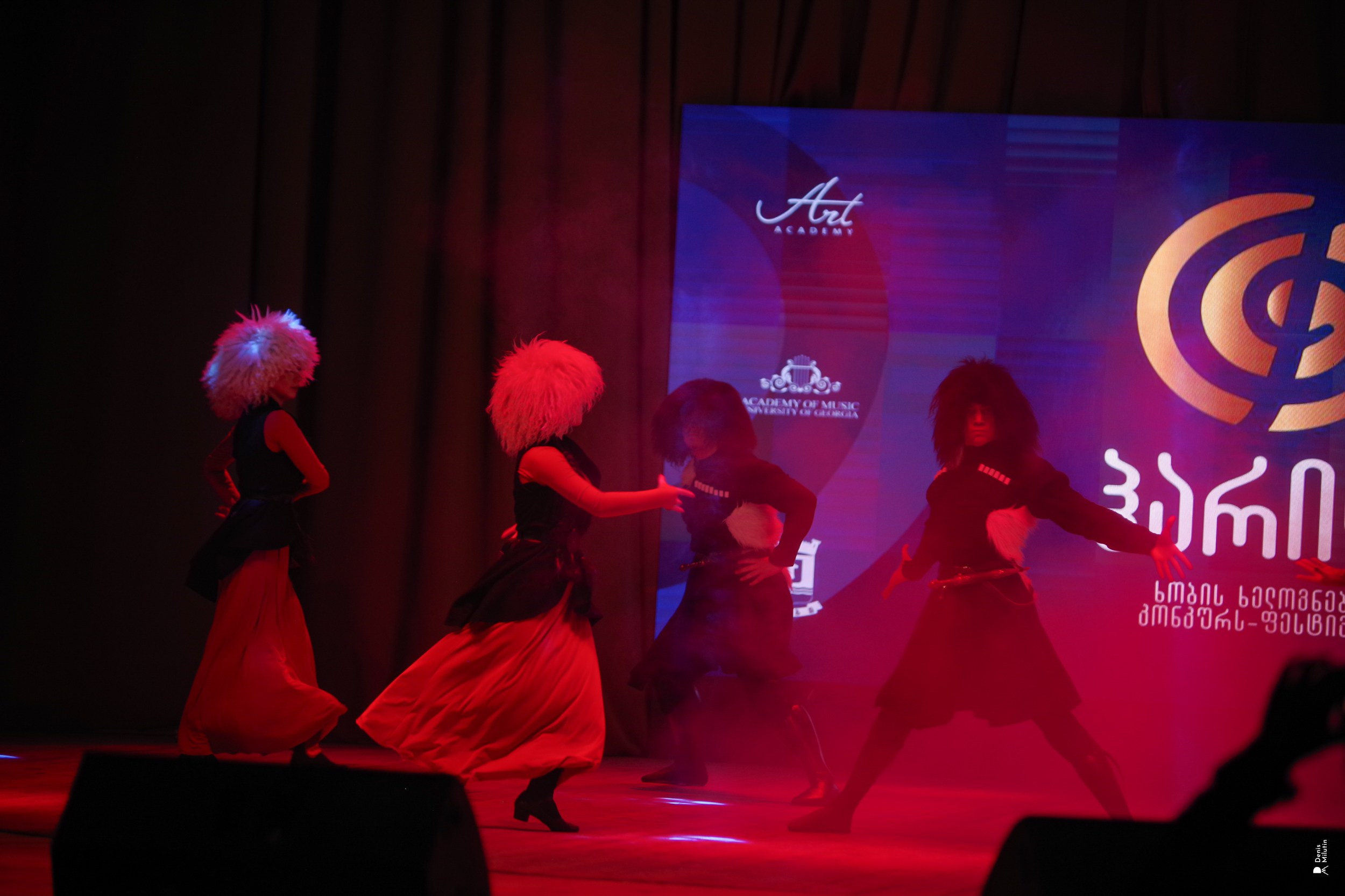 Танцы в Хоби. Портретный фотограф Денис Милютин