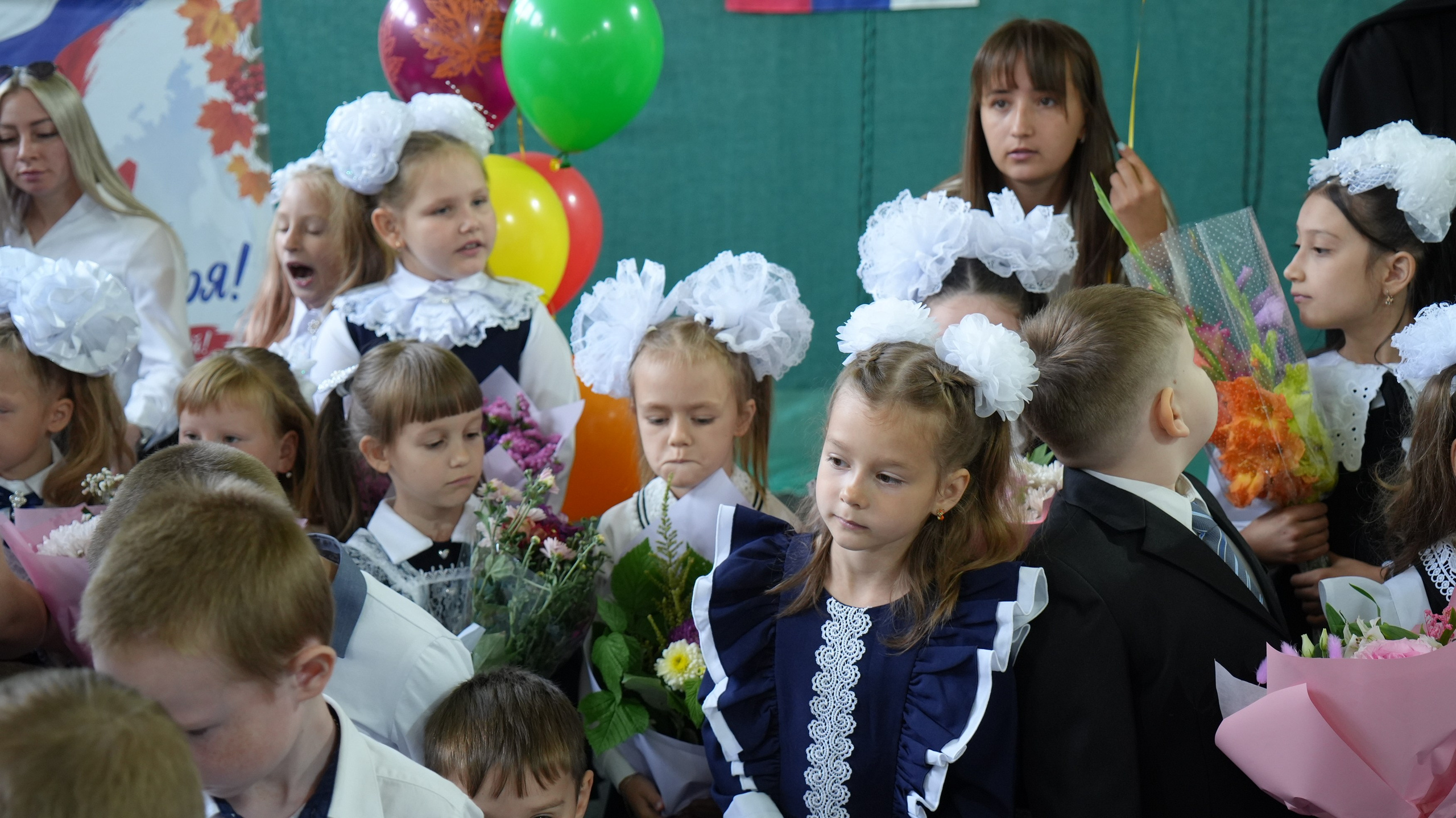 2026 1 Сентября Школа 36 Рыбинск торжественная линейка