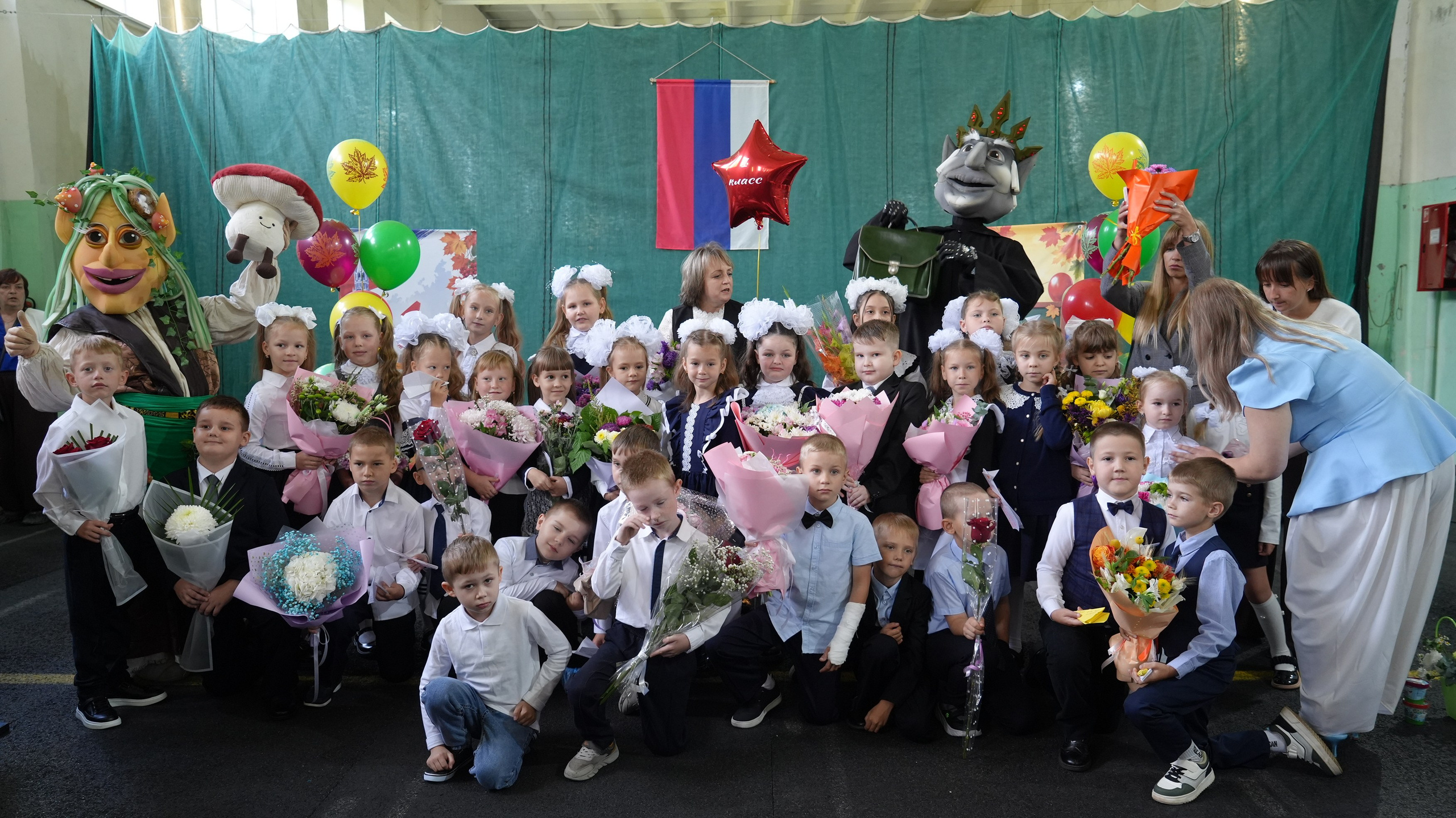 2026 1 Сентября Школа 36 Рыбинск торжественная линейка
