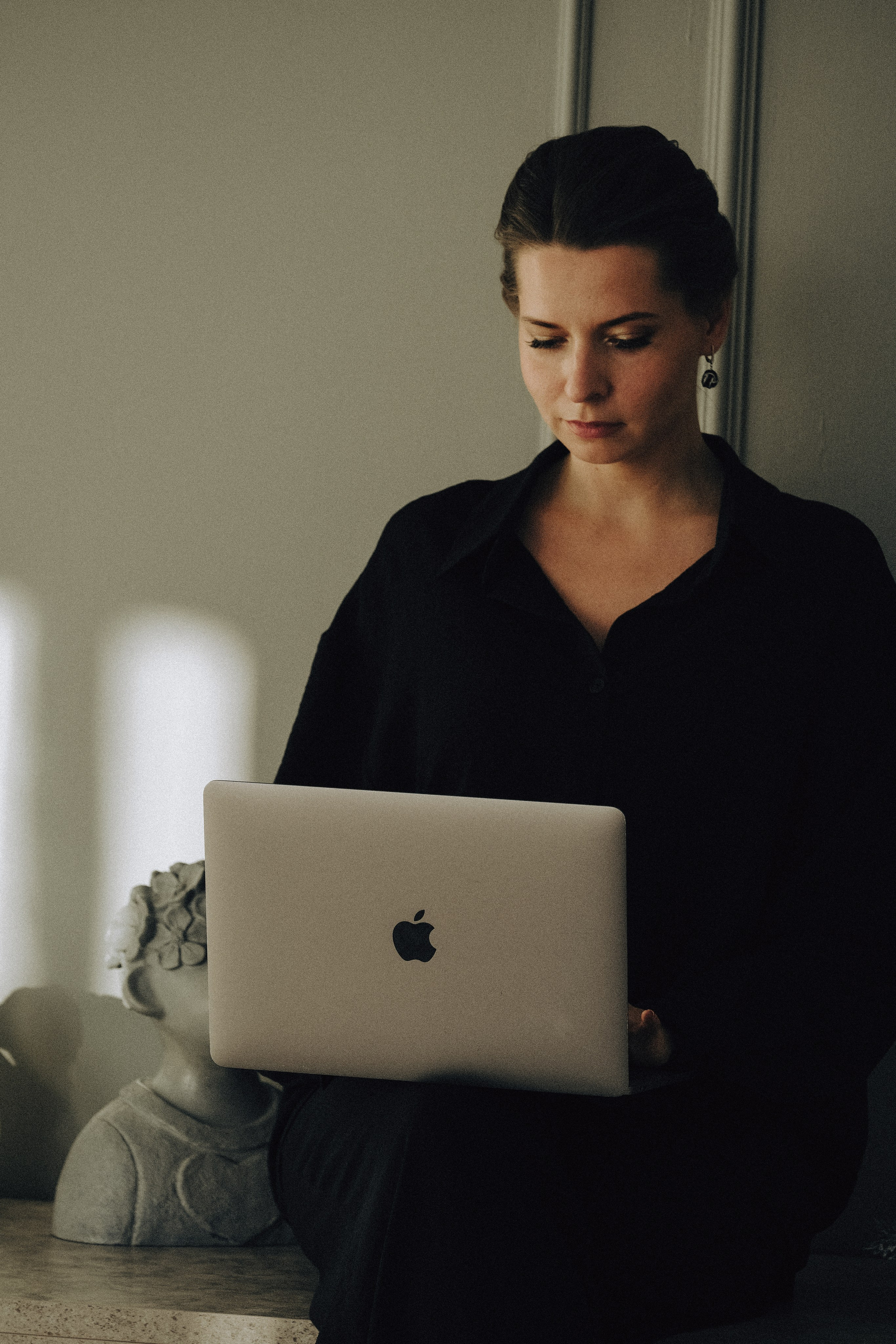 ФОТОСЕСИИЯ В СТУДИИ ДЛЯ ДЕВУШКИ ПСИХОЛОГА. Профессиональный фотограф, Санкт-Петербург — Виктория Богомолова