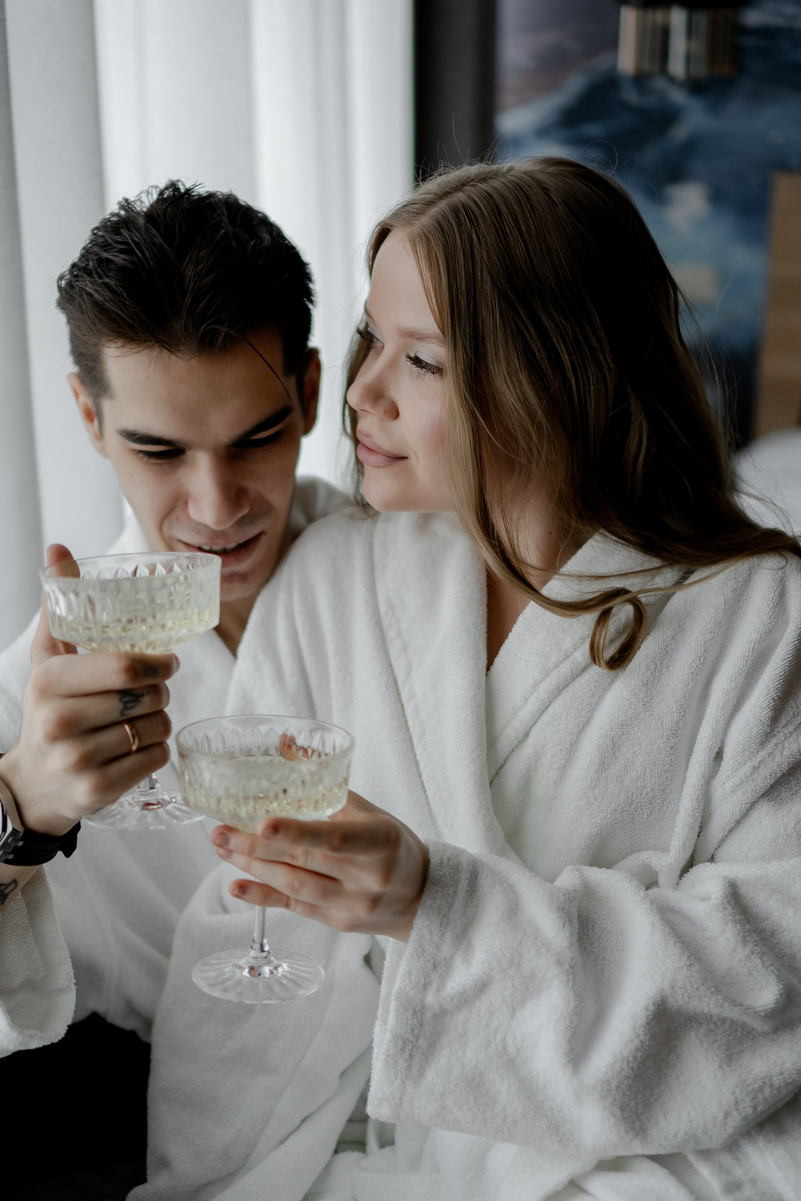 СВАДЕБНАЯ СЬЕМКА СБОРОВ В ОТЕЛЕ И ВЫЕЗД НА ЦЕРЕМОНИЮ (СНЯТО В СИБИРЕ В НИЖНЕВАРТОВСКЕ). Профессиональный фотограф, Санкт-Петербург — Виктория Богомолова