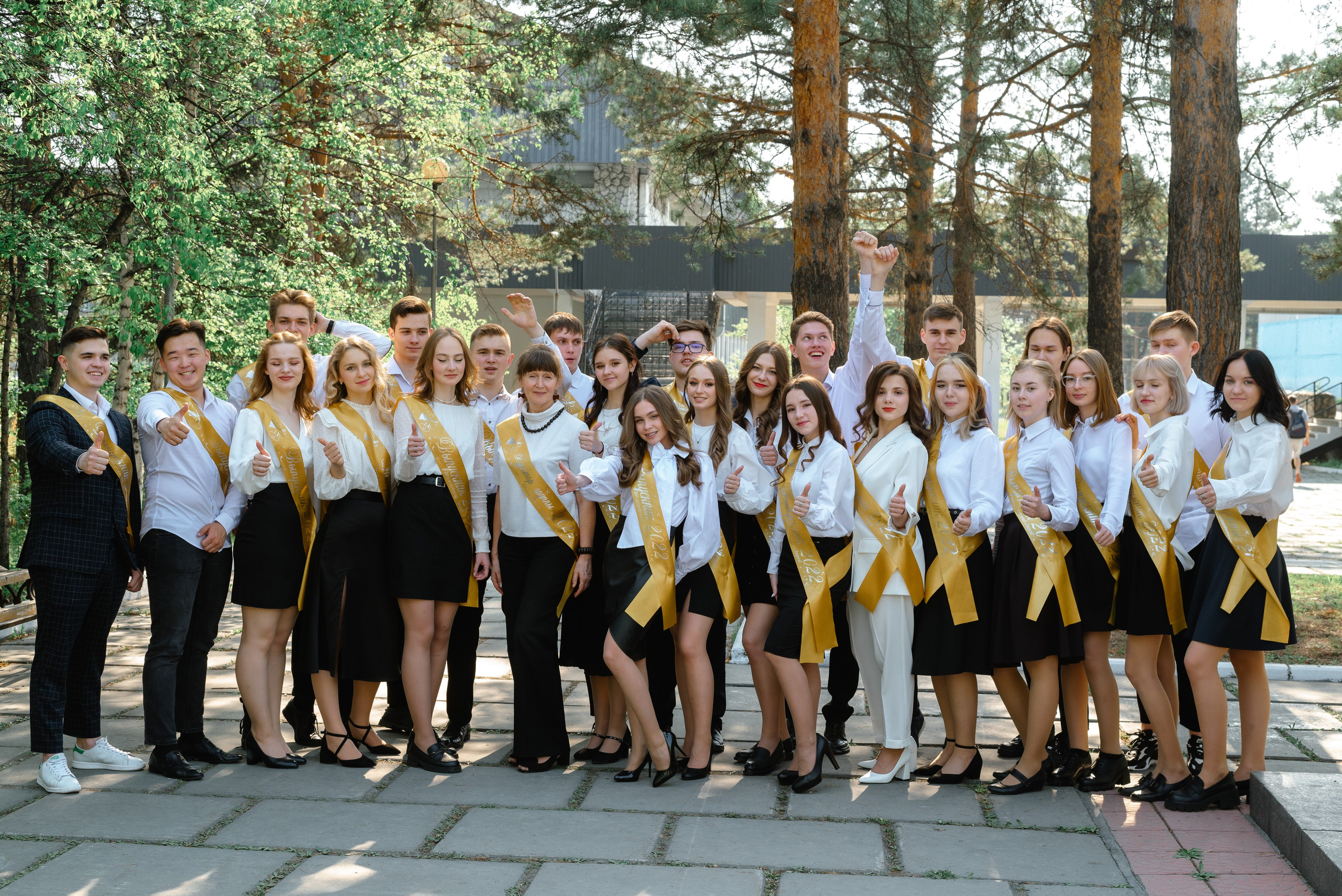 Выпускной 9-11классы. Выпускные книги Анапа Новороссийск Краснодар