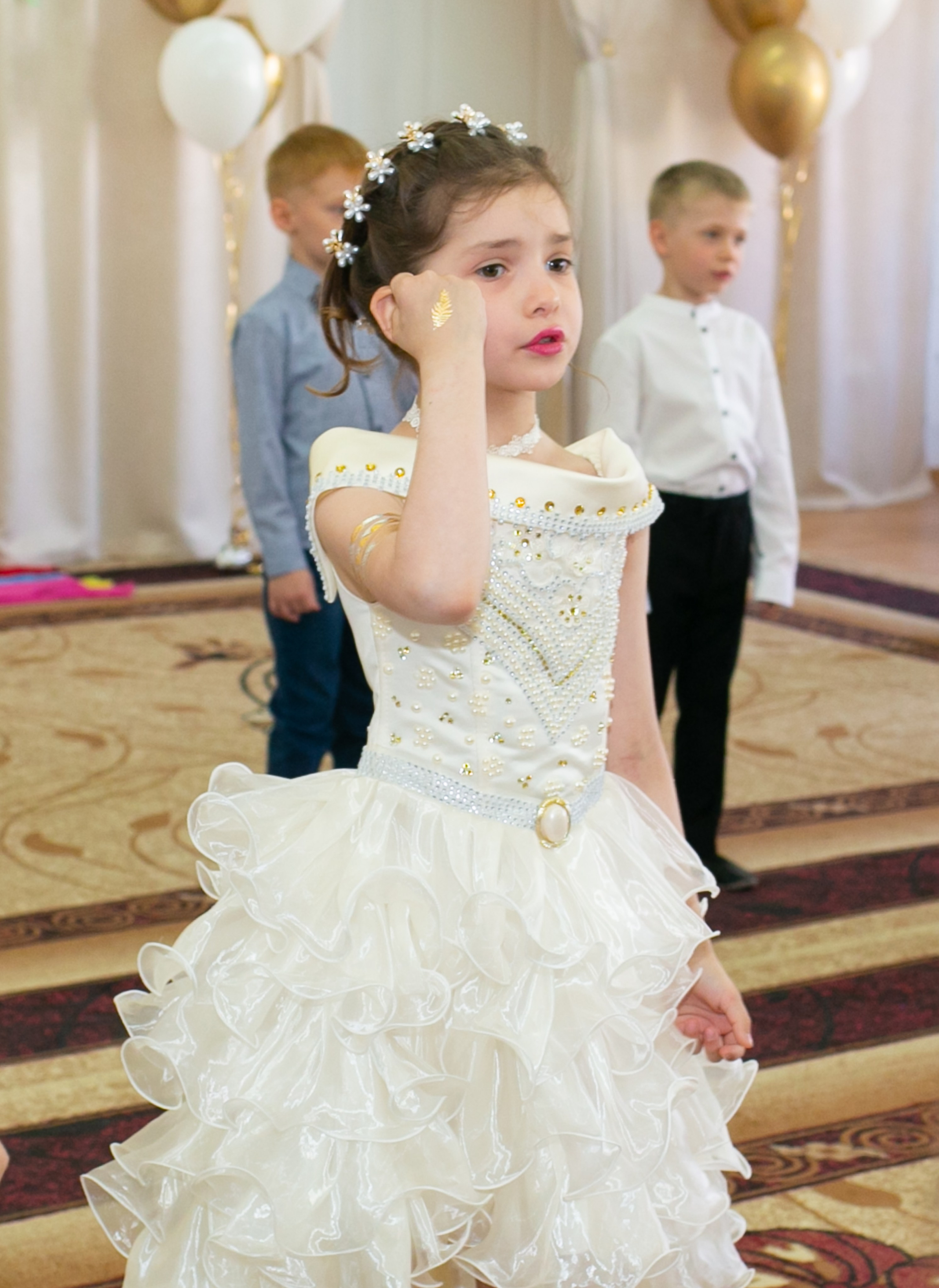 Выпускные и Утренники. Фотограф новорожденных и семейный фотограф НСО г. Бердск Марина Львова