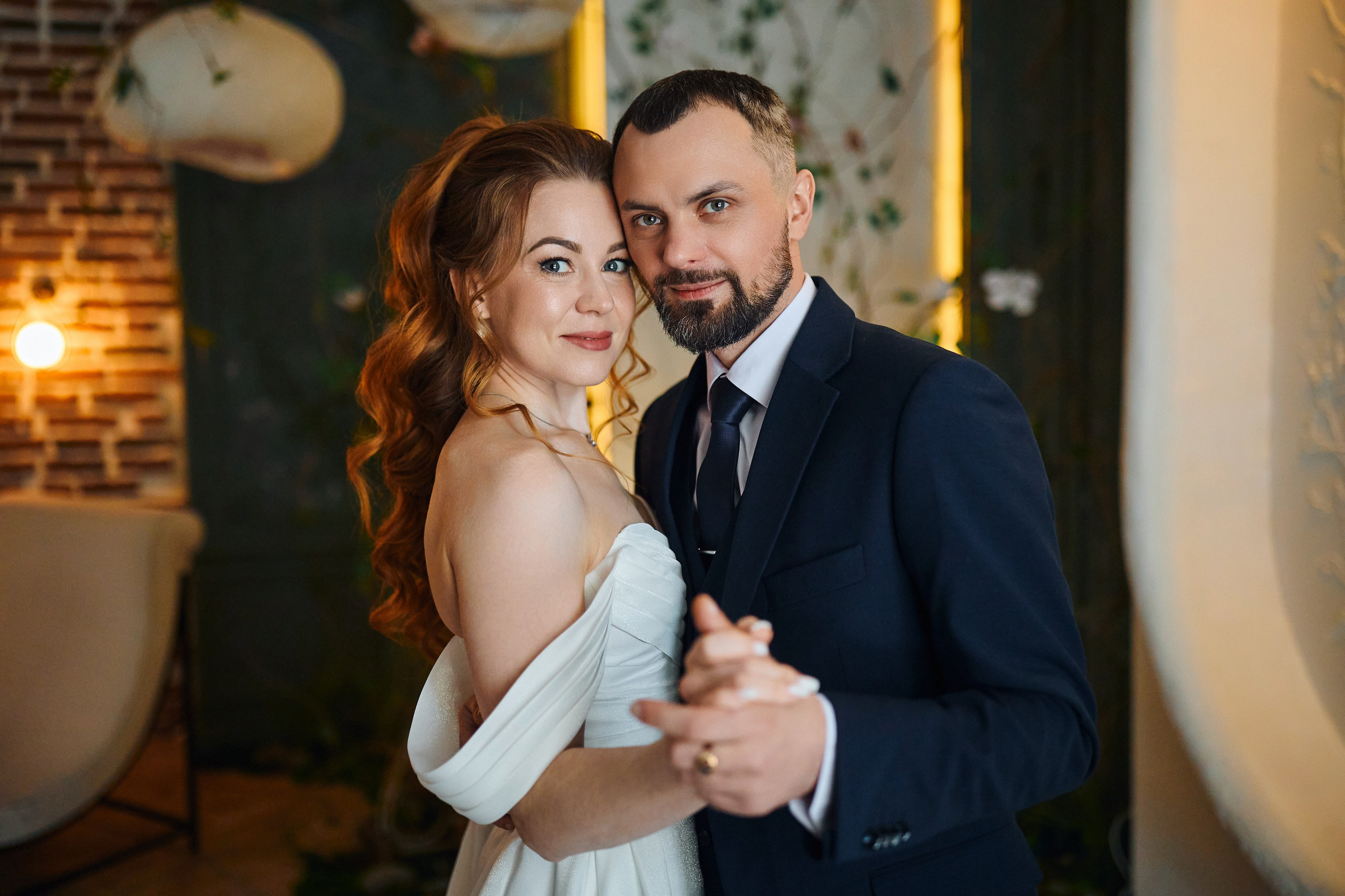 Иван и Алена. Иван Март Свадебный и портретный фотограф Тюмень