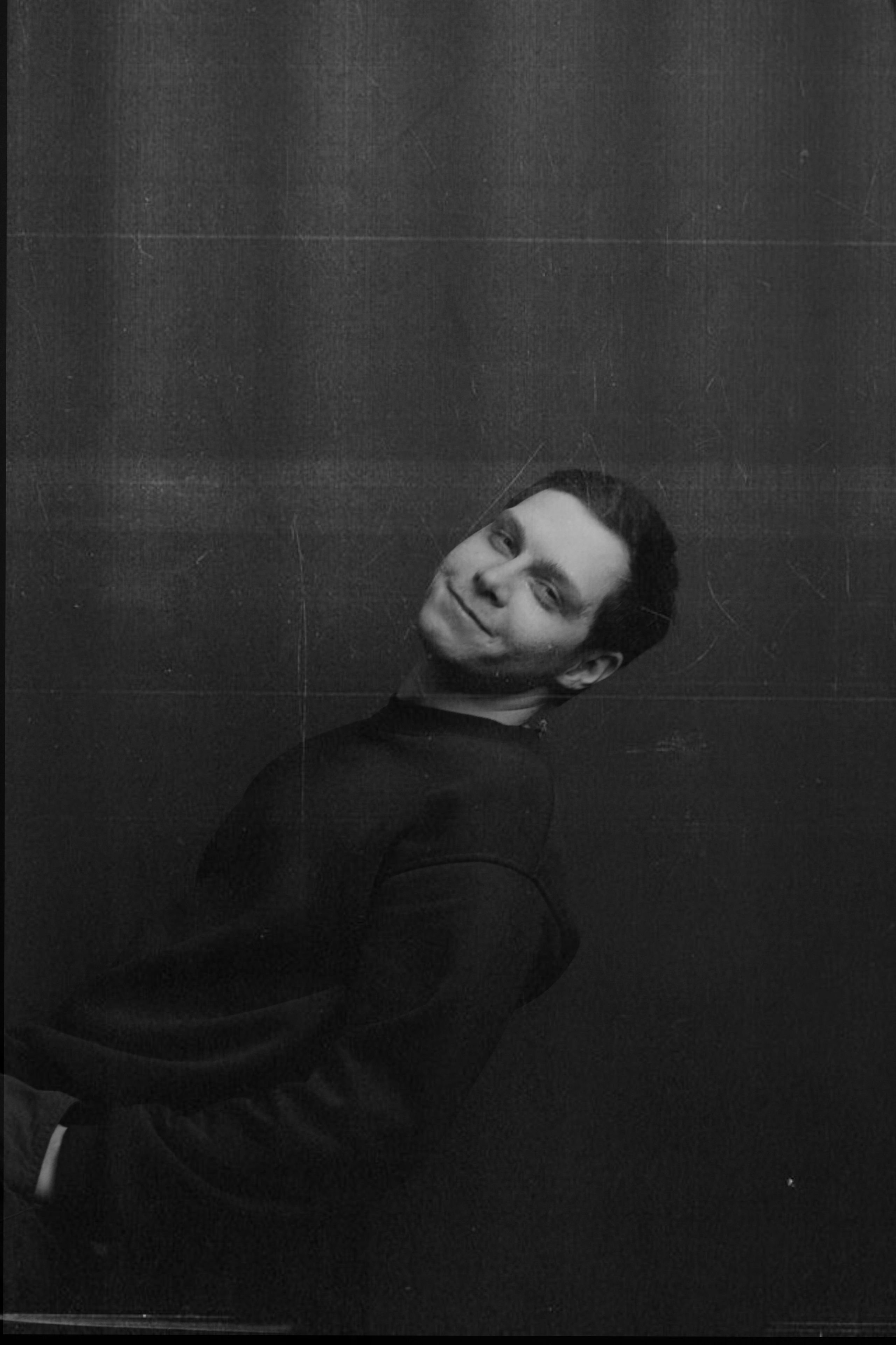 Илья. Hmliber — фотограф и контент-креатор из Петербурга