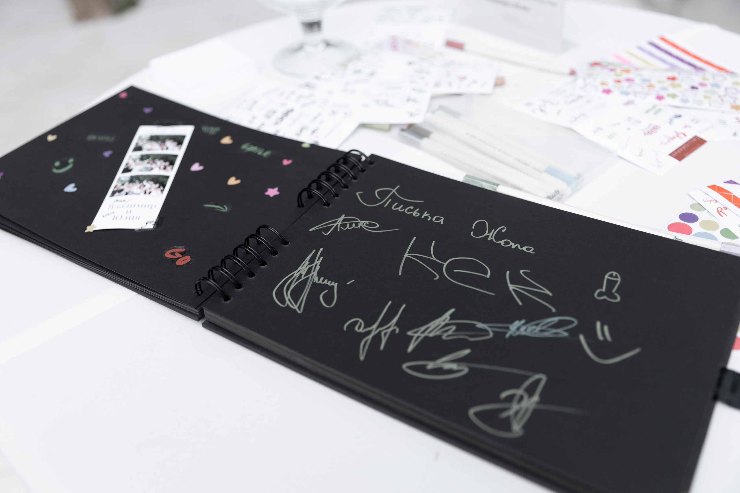 Свадебный фотограф Уфа — Руслан ГабдлисламовЖивые эмоции, красивые кадры, воспоминания на всю жизнь.Работаю по всей Республике Башкортоста. Свадебный фотограф Уфа Руслан Габдлисламов