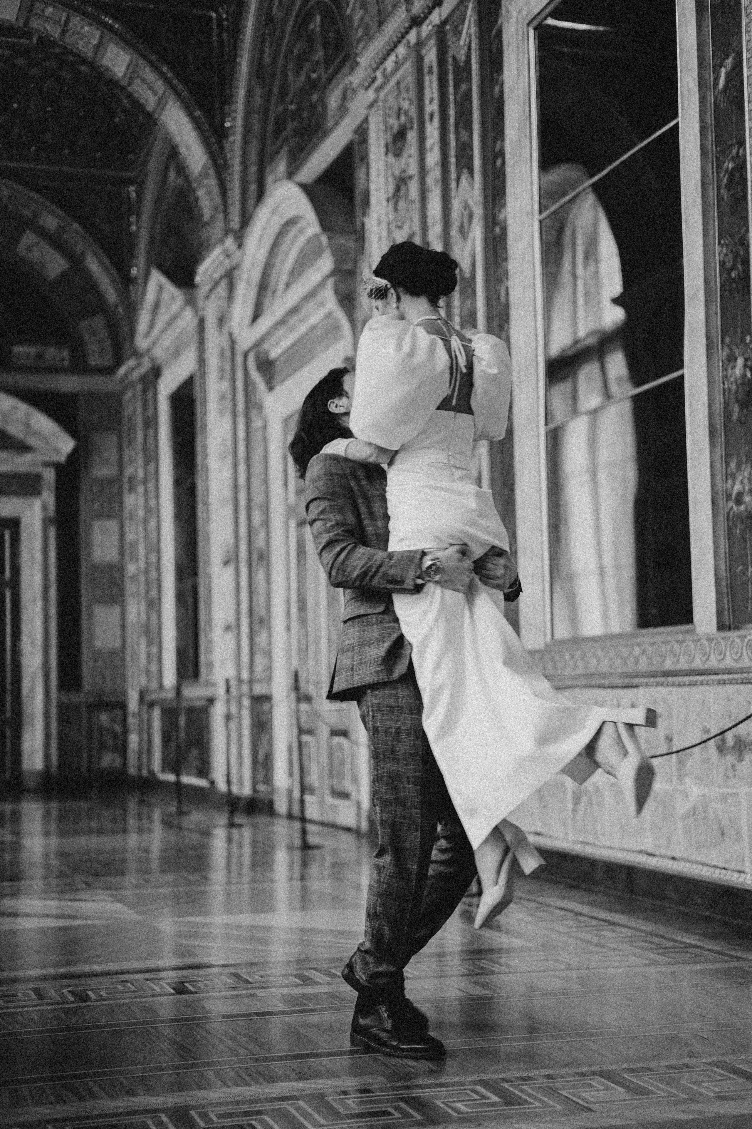 Свадебная съемка в Эрмитаже. Фотограф в Санкт-Петербурге Осокина Елизавета