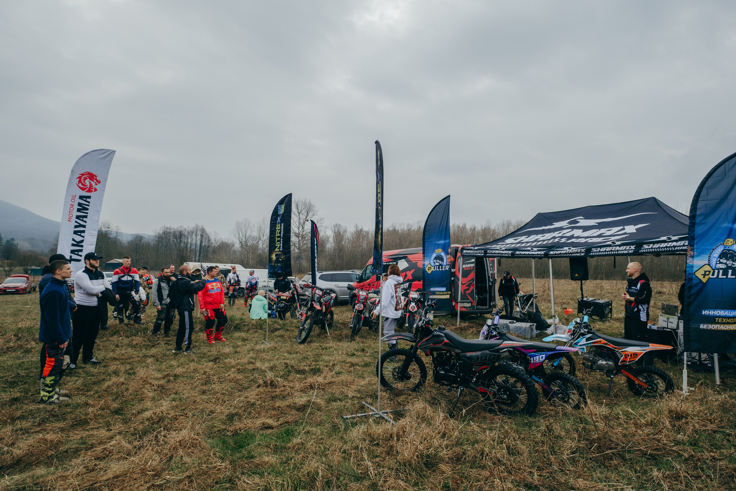 Съемка для Sharmax Moto в Горячем Ключе. Свадебный фотограф Денис Ожигин в Краснодаре и крае. Эмоциональная и стильная съемка вашего дня