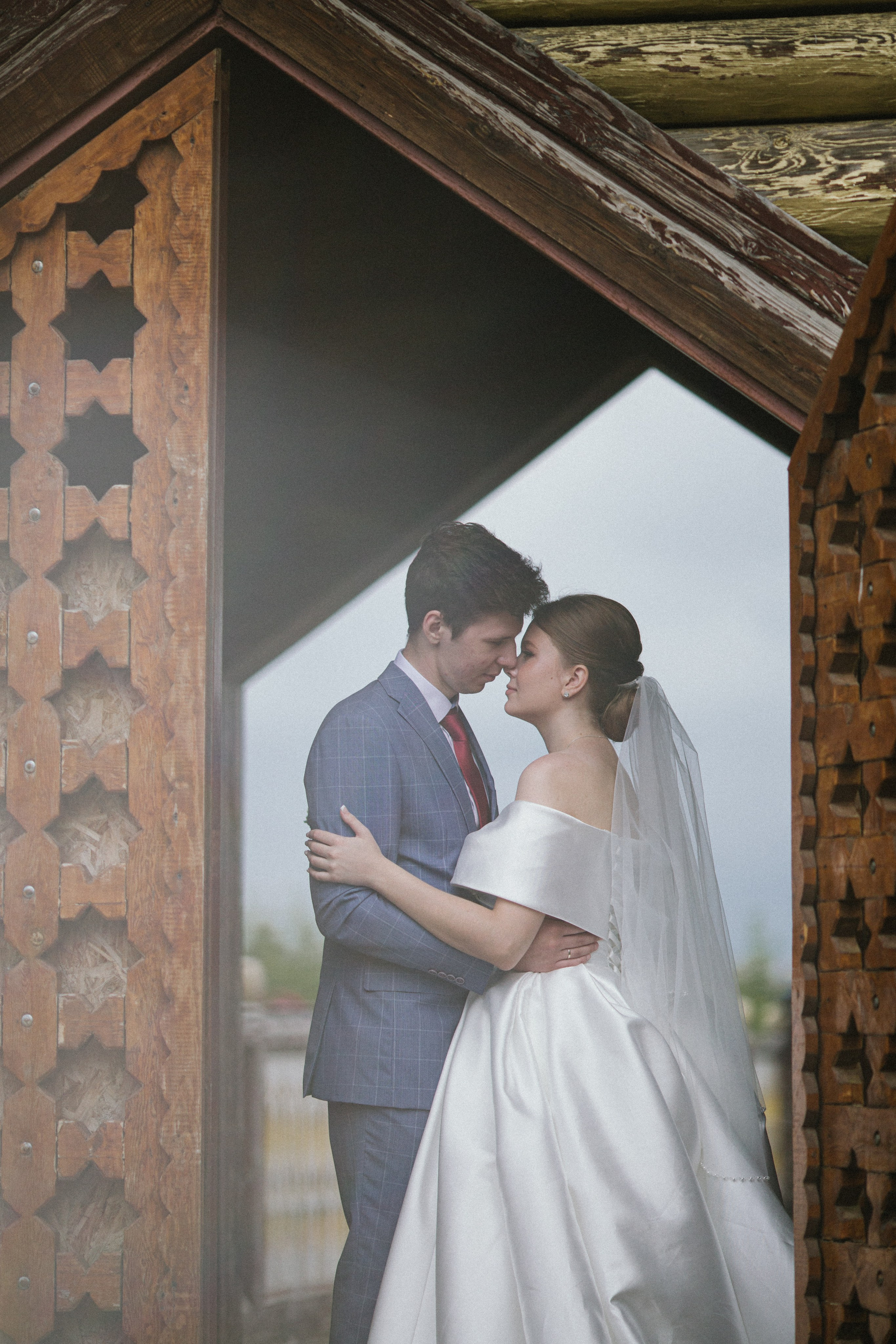 Примеры свадебных фотографий, позы для свадебной съёмки