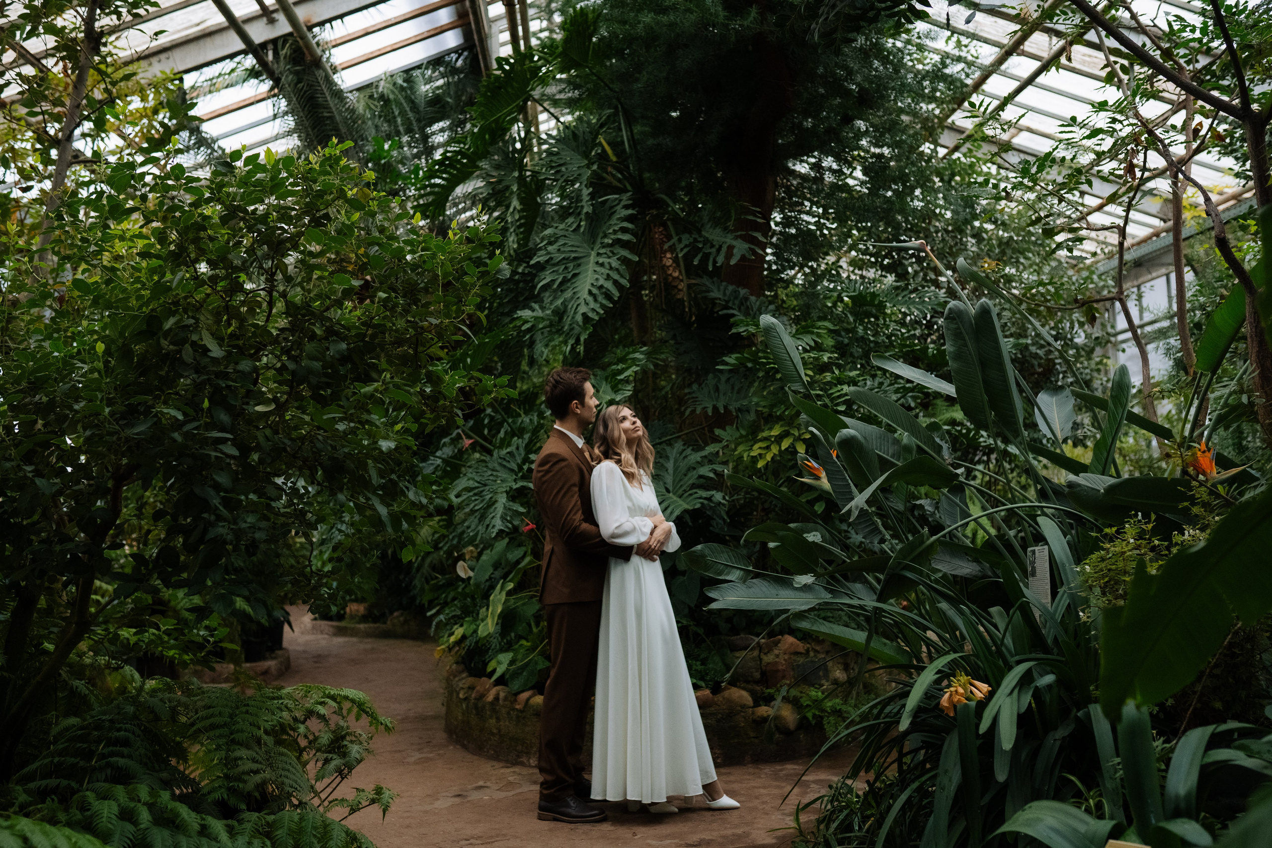 Свадебная фотосессия в оранжерее, Москва. Свадебный фотограф в Москве Анна Полушина