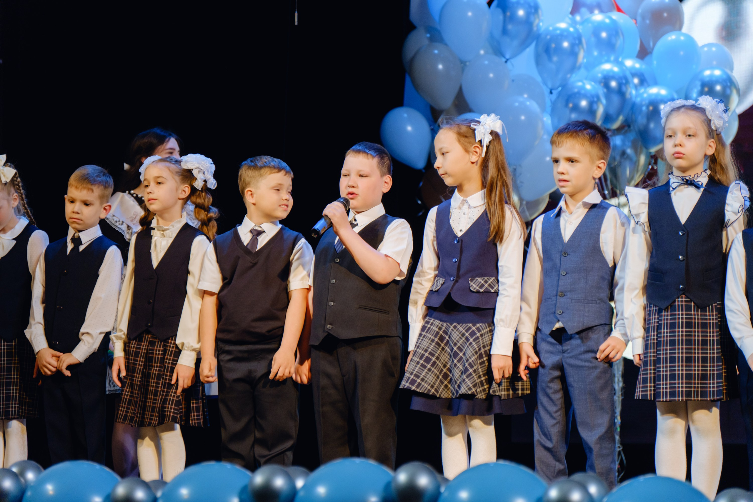 Последний звонок 11 класс. Фотограф Софья Володкина