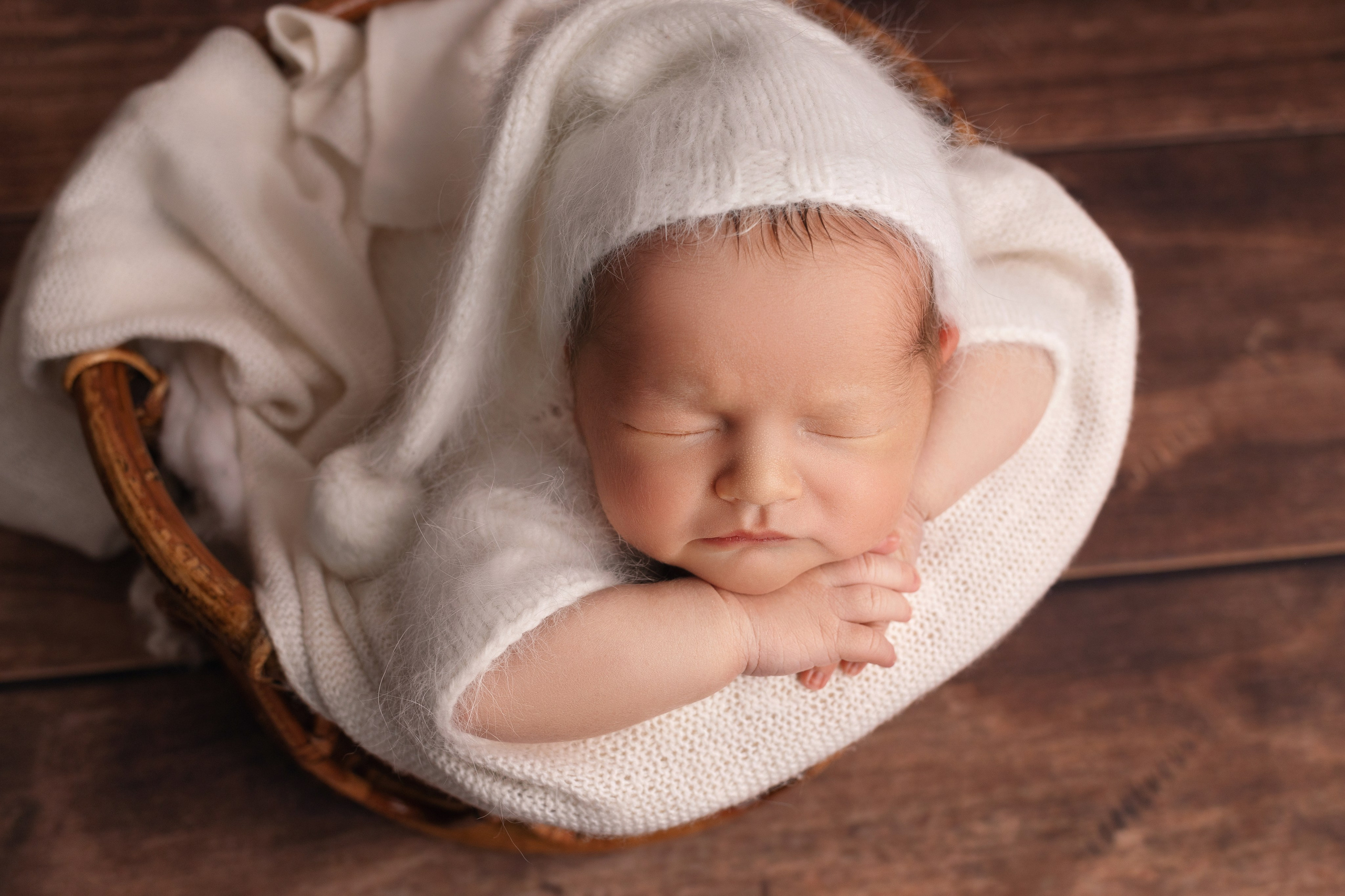 Классическая фотосессия малыша. Фотограф новорожденных малышей в Омске и Омской области Эльвира Камаева