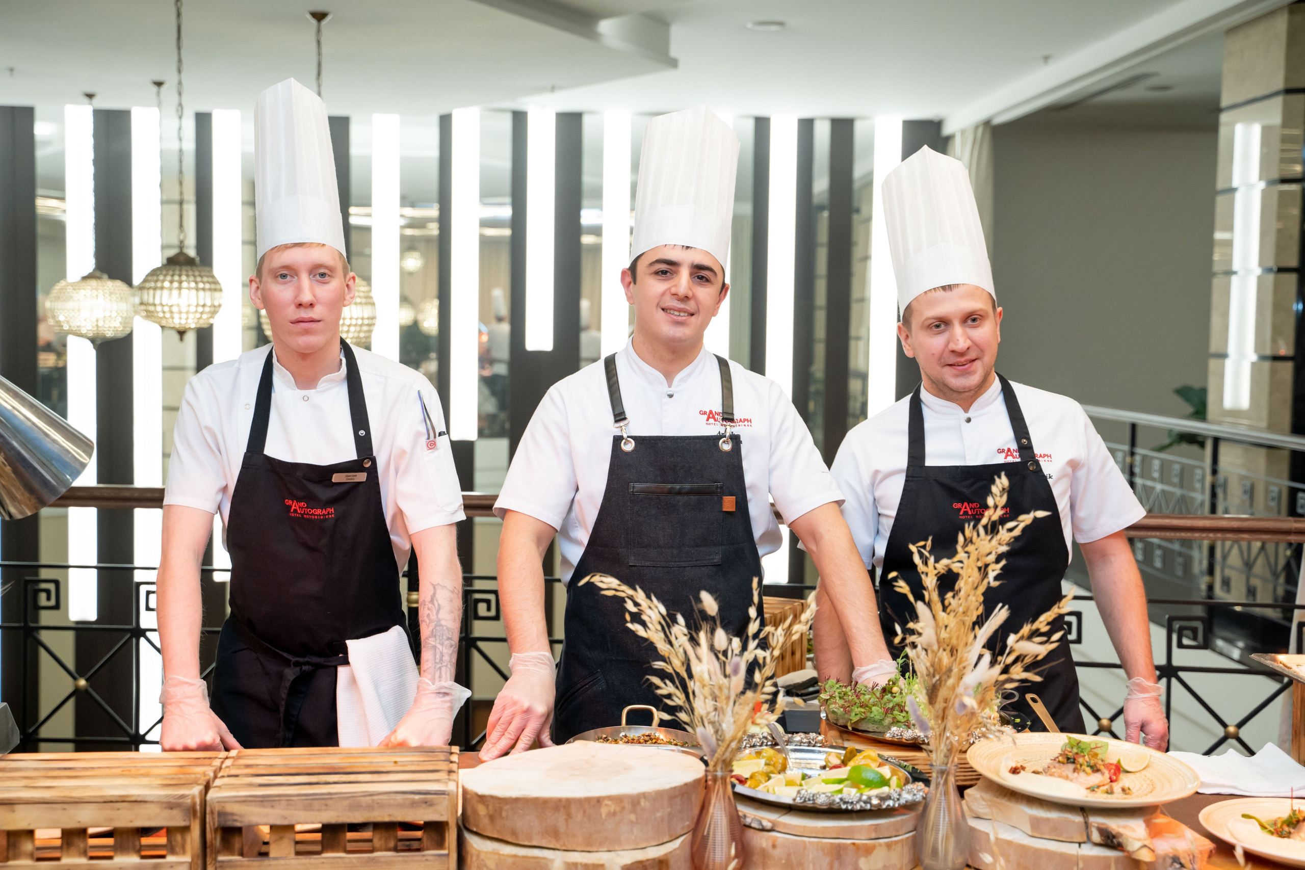 Битва Шефов в ресторане «Мед». Главная