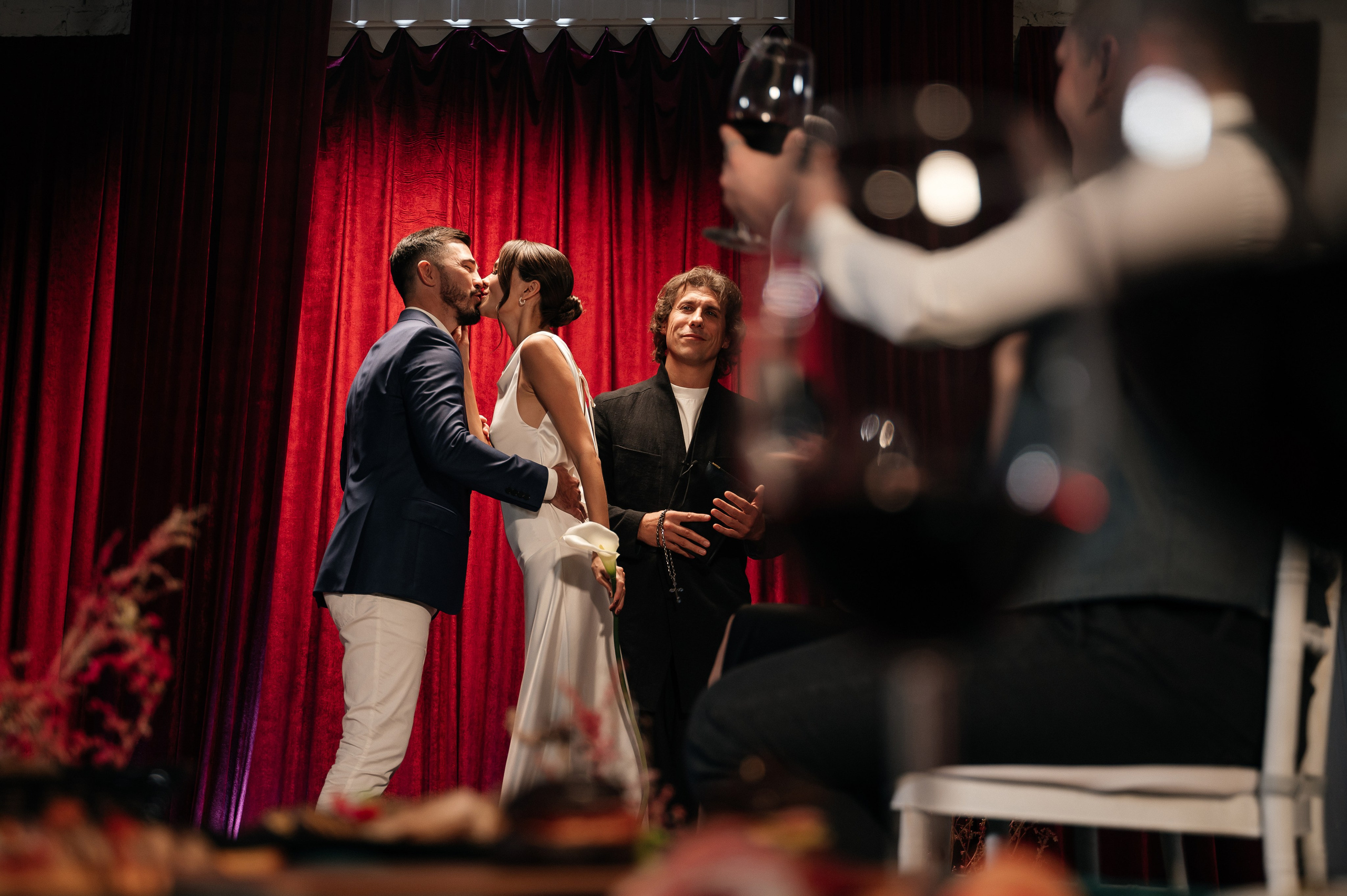 Красные линии. Свадебный и семейный фотограф в Красноярске Виктория Тимонина