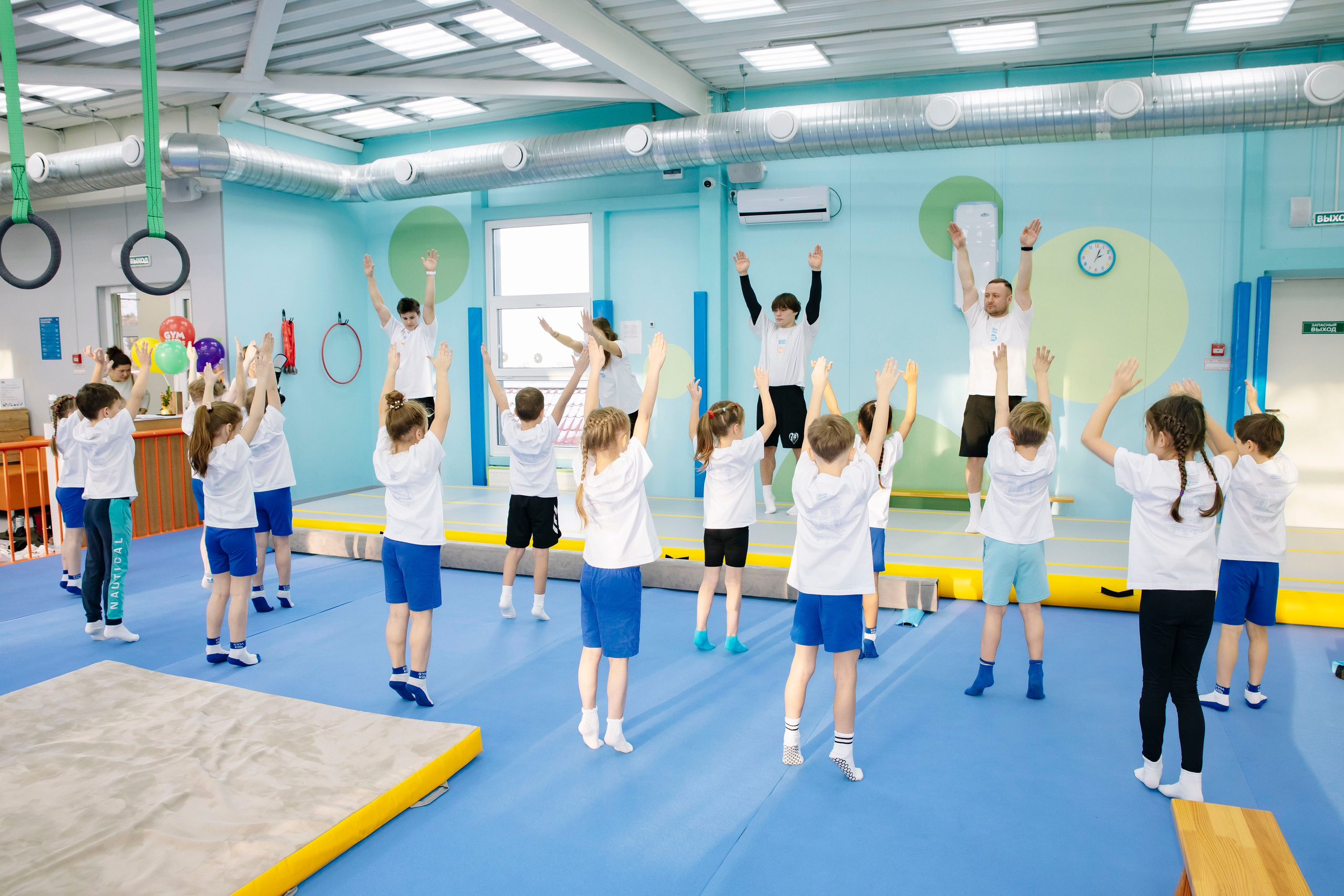 Соревнования по гимнастике в Gymkids Звенигород. Профессиональный фотограф в Москве | Заказать фотосессию и съемку
