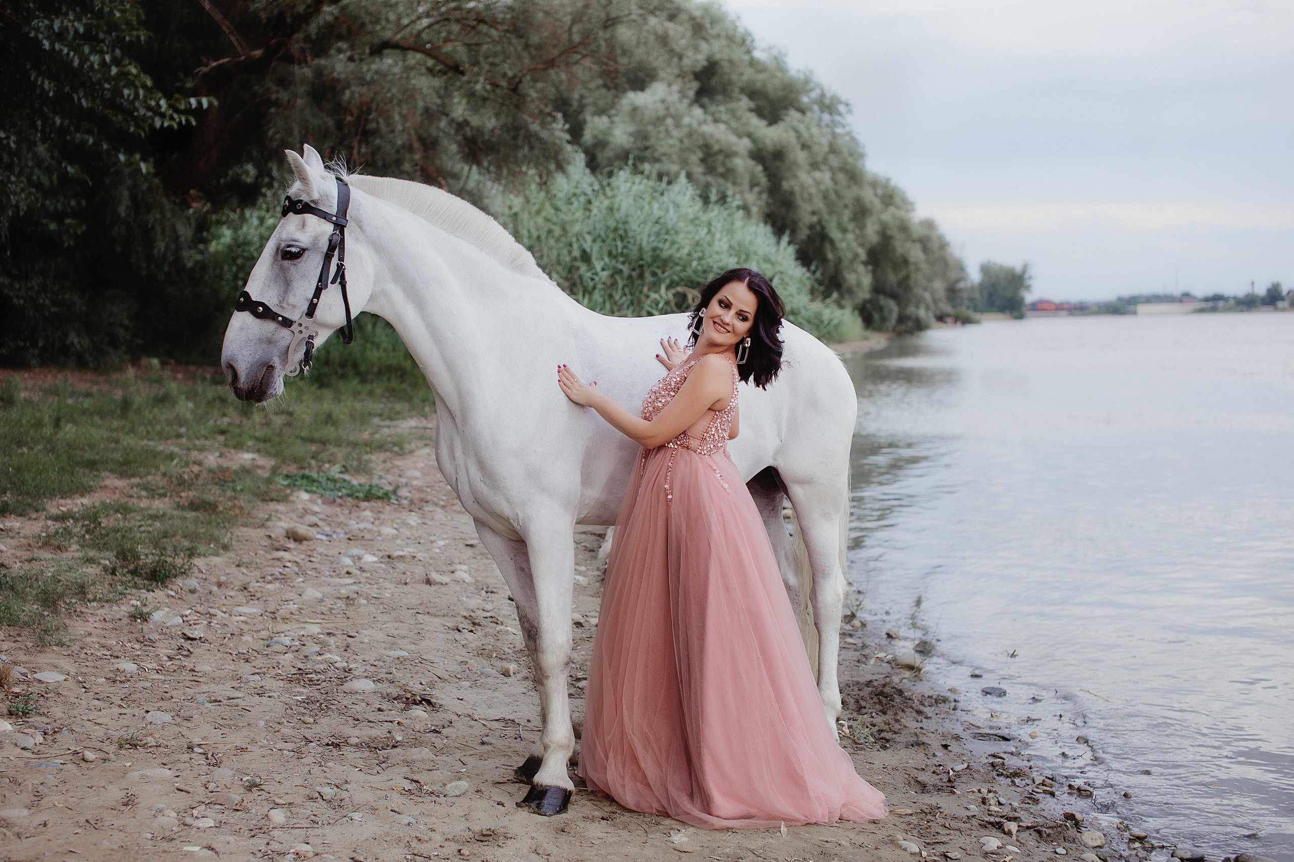 Фотодень с лошадкой. Свадебный и семейный фотограф/видеограф в Краснодаре Наталья Осинская