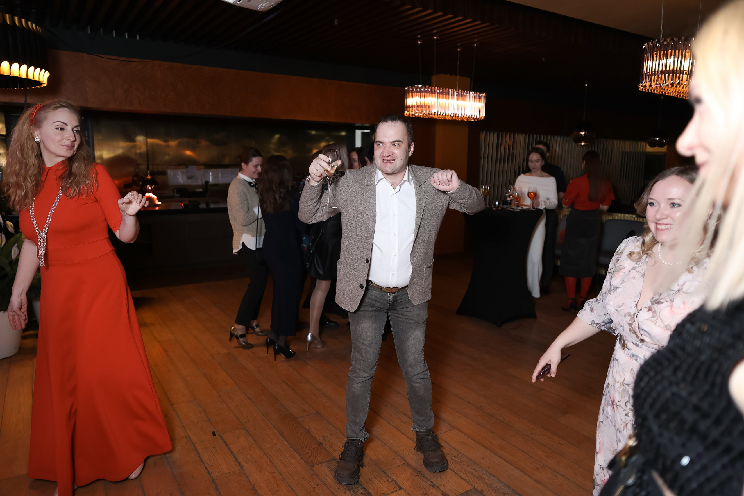 8 марта. Репортажный фотограф видеограф в Москве Ольга Плаксина