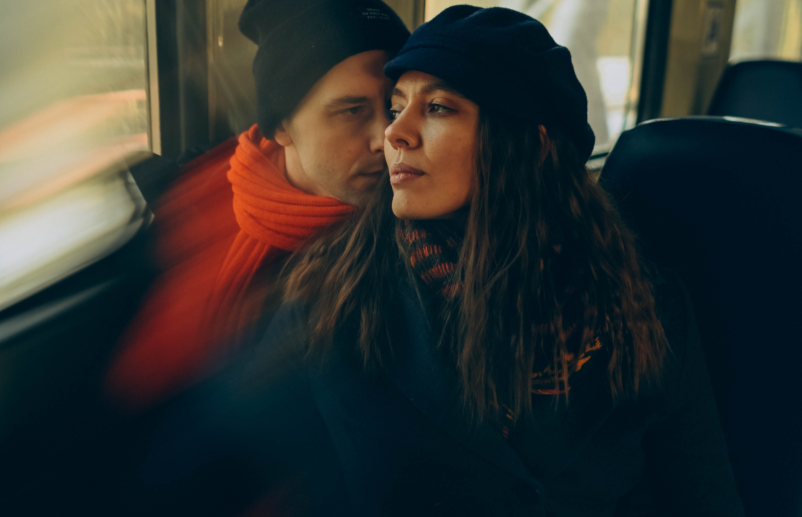 фотосессия love story фотосессия в электричке свадебный фотограф спб 