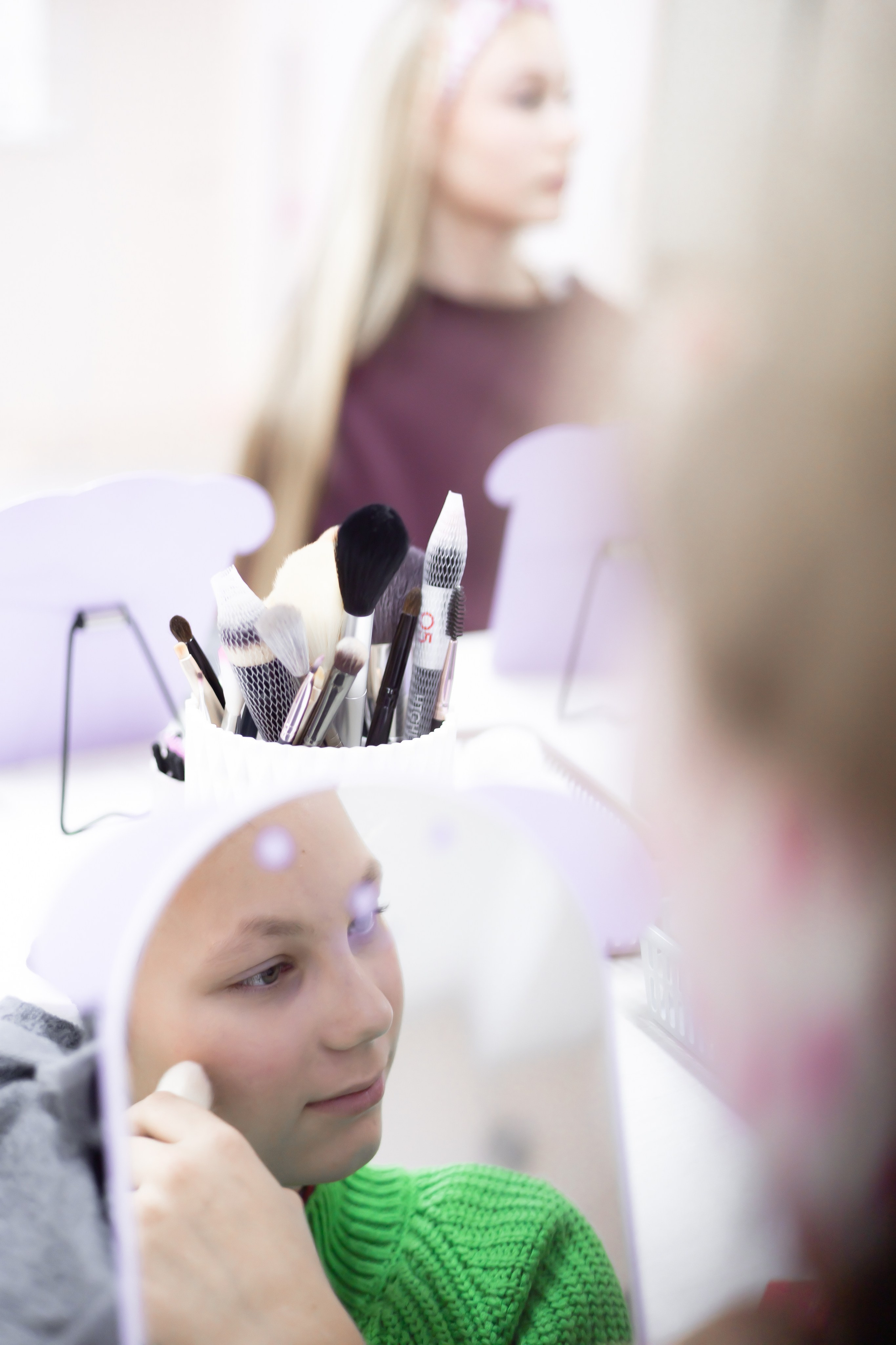 Провели мастер-класс макияжа 13 декабря. Школа для девочек во Владивостоке — Само Совершенство