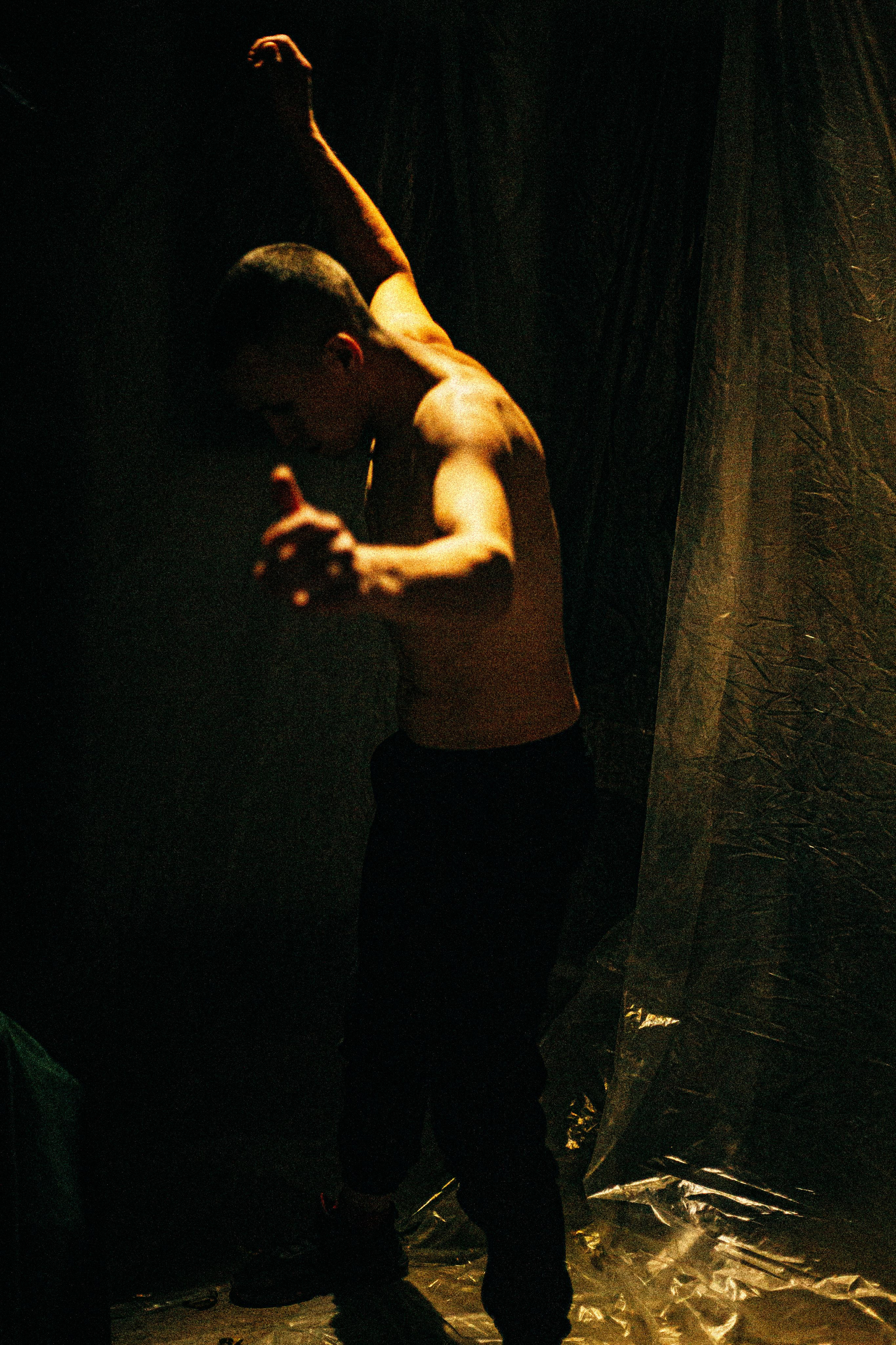 ARTYOM. Фототерапевт и фотограф Анна Калинина в Санкт-Петербурге и Астане