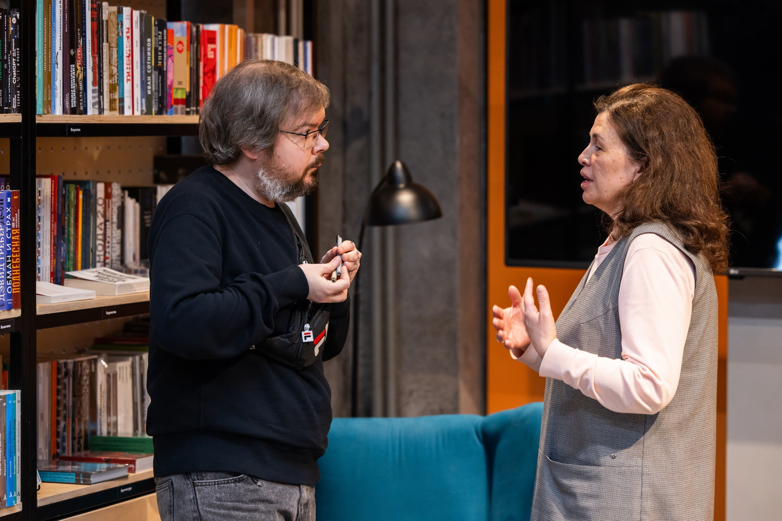 Концерт «Макулатуры» и творческая встреча с писателями в Туле (11-12 марта 2026). Репортажный фотограф Алексей Пирязев