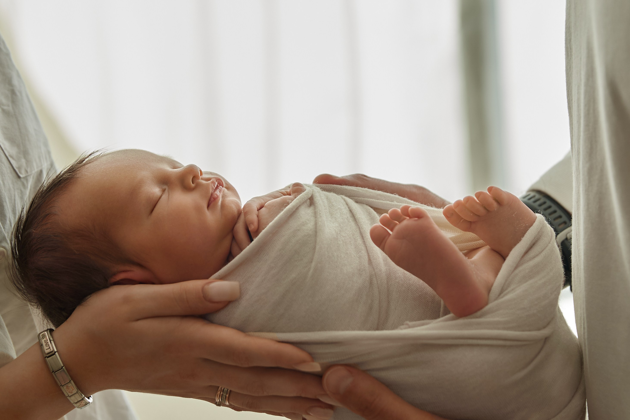 Newborn. Фотограф женского портрета, беременности и материнства Харькова Елена