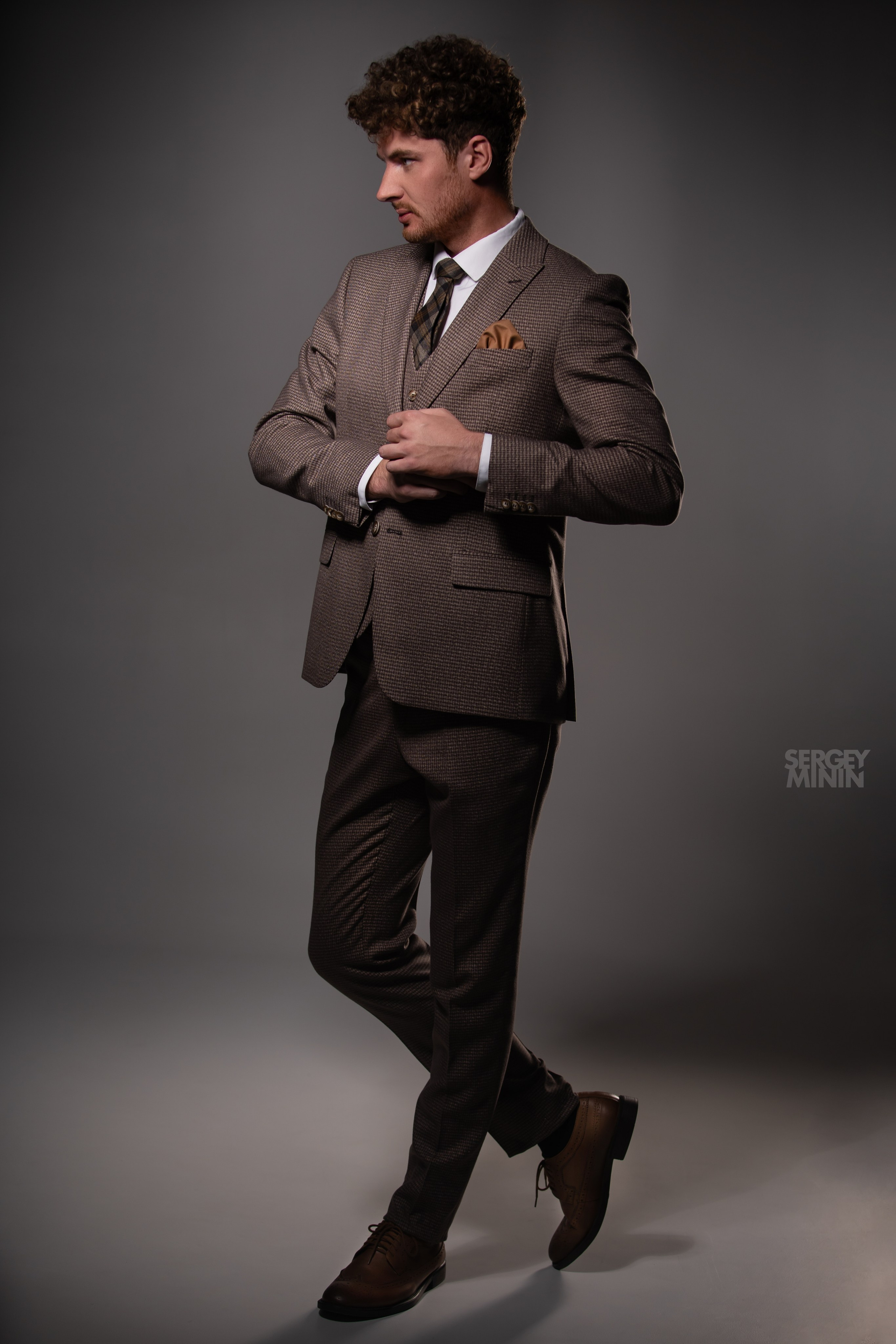 Деловые Портреты женщин и мужчин. Студийный и Рекламный Фотограф в Екатеринбурге Сергей Минин