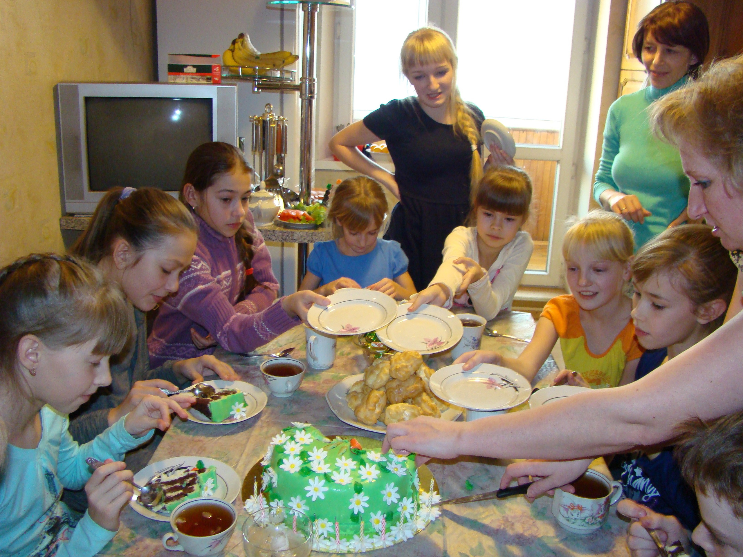 Катя ДР 12 лет Дома + Спортекс 04.12.2011. Семейный, Свадебный фотограф СПБ Питер— Романова Екатерина