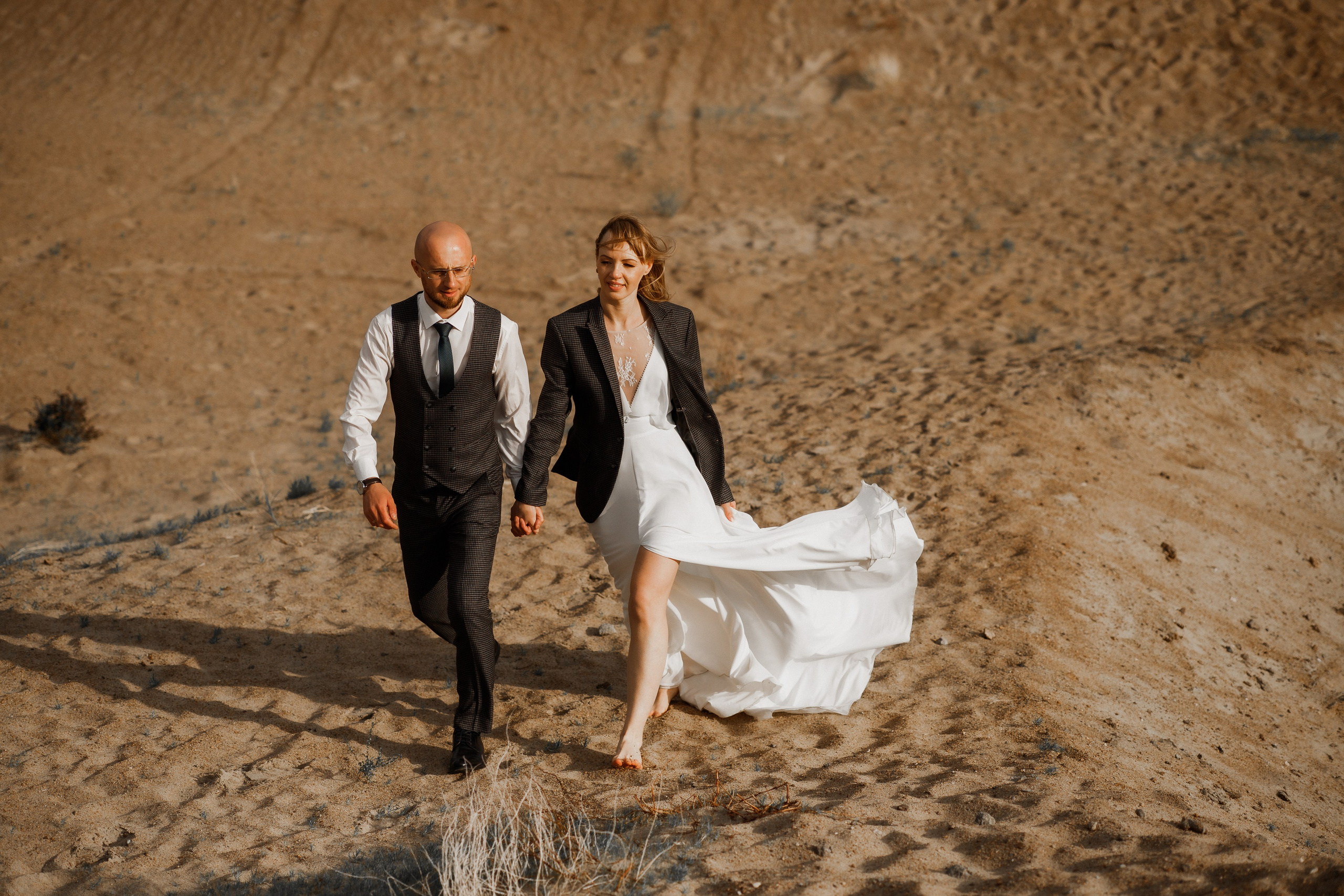 В песках на закате. Креативный и женский Фотограф Омске Наталья Лебедева