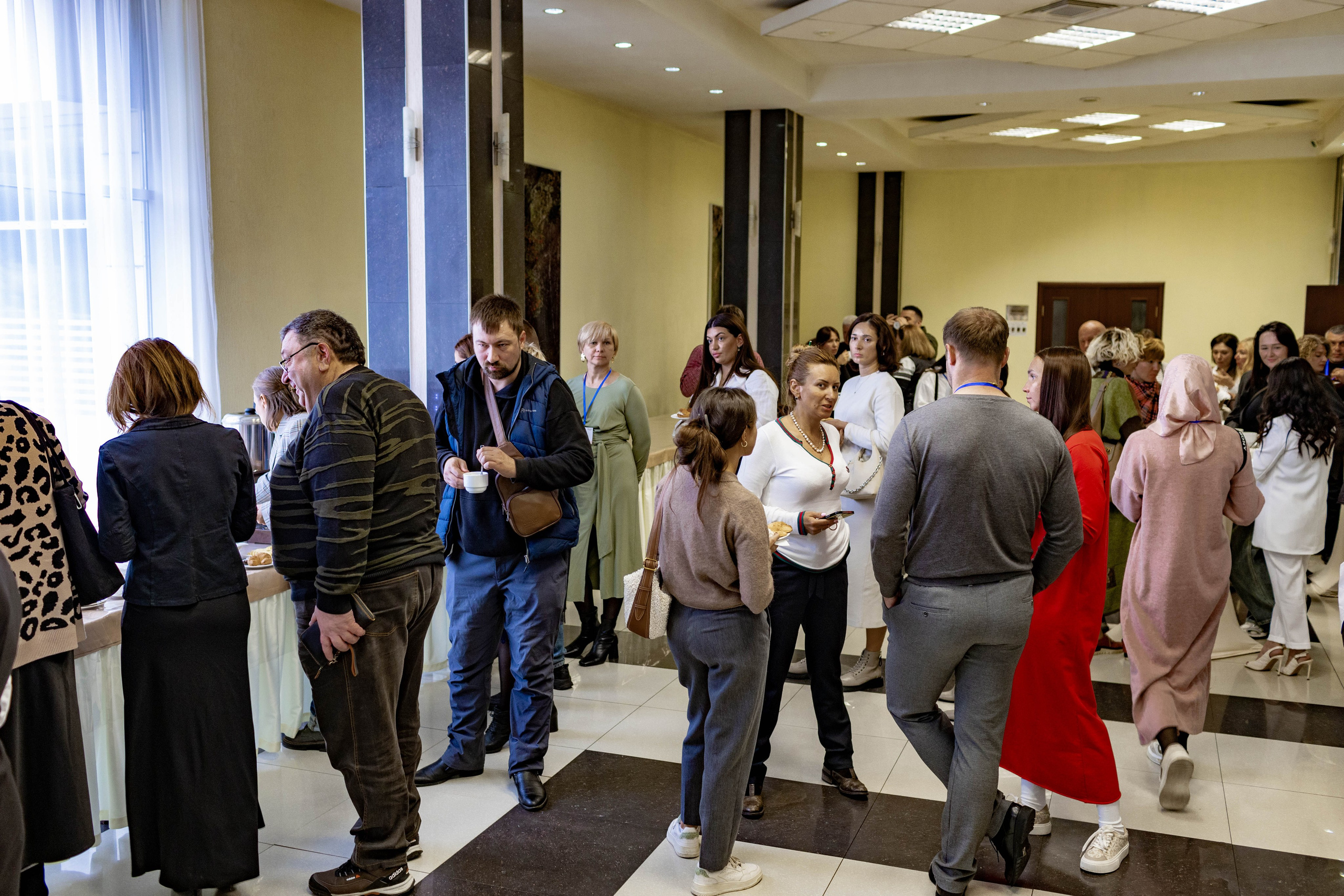 КОНФЕРЕНЦИЯ ПО ПОСУТОЧНОЙ АРЕНДЕ. Медиапродюсер, фотограф в Минеральных Водах —Виктор Холодов