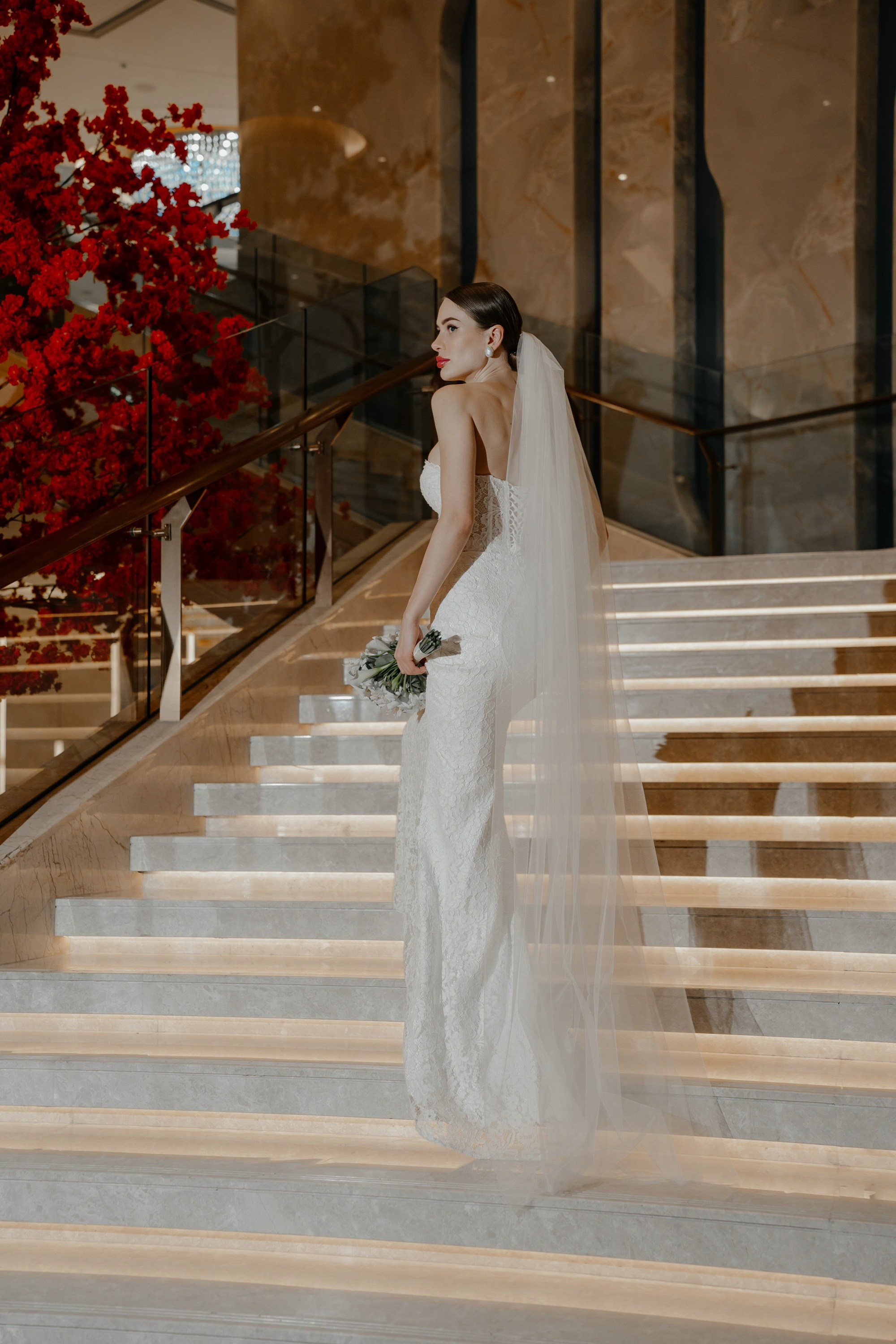 Свадебные фото невесты в отеле Солюкс