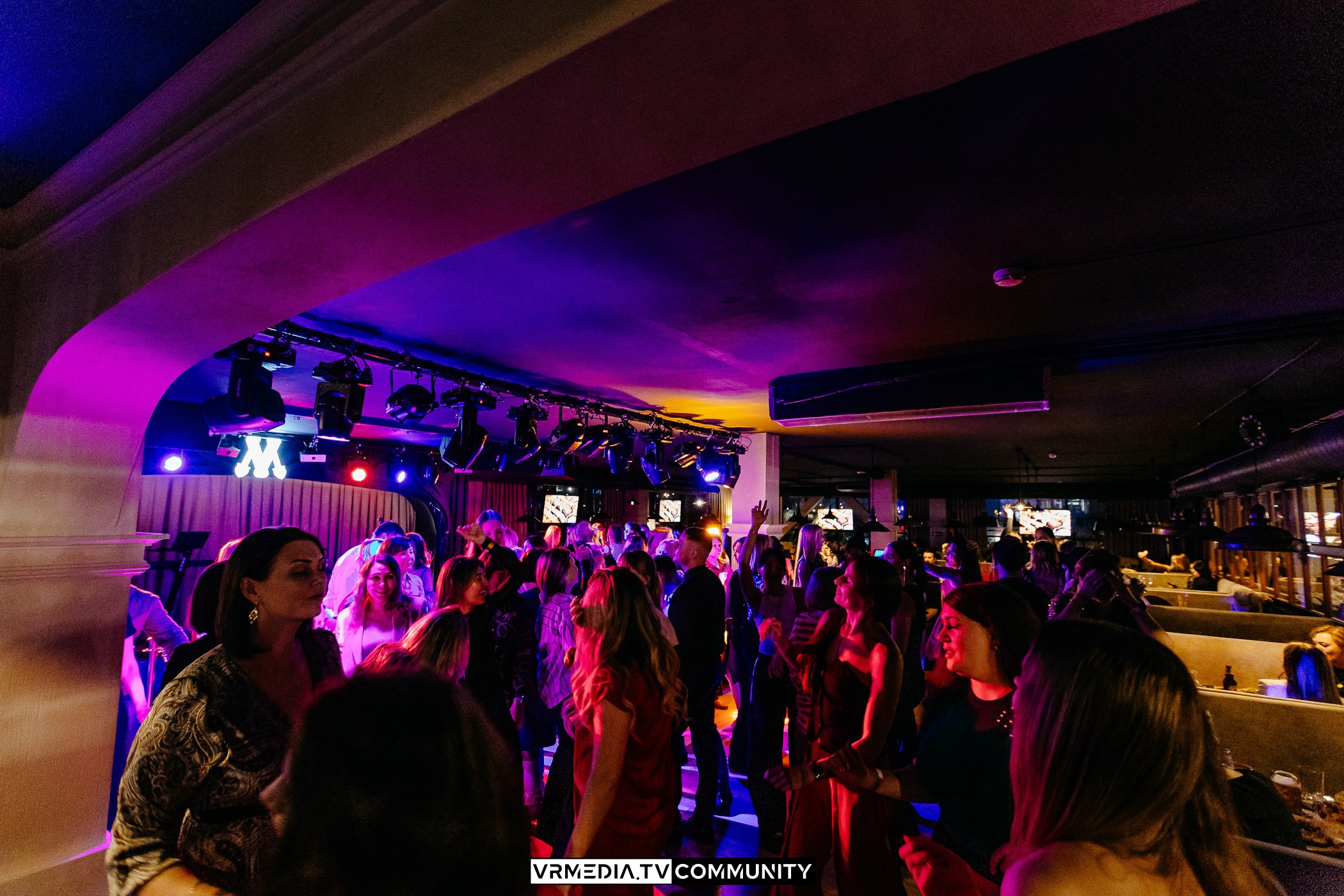 Международный женский день в ресторане «Мюнхен»