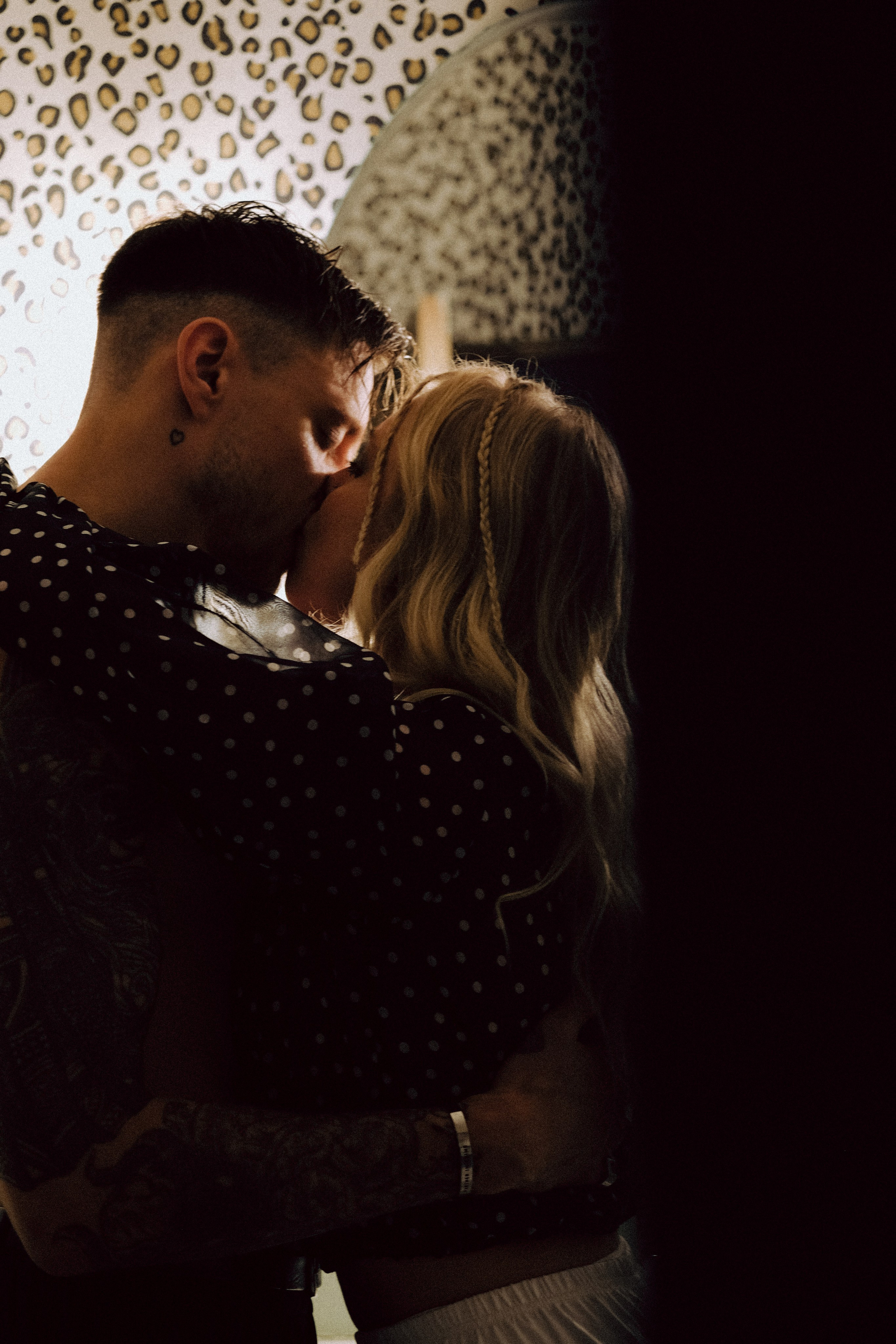 СВАДЕБНАЯ СЬЕМКА С КАБРИОЛЕТОМ В САНТК-ПЕТЕРБУРГЕ НА ПЕТРОГРАДКЕ В ОТЕЛЕ ПАНОРАМИКА. Профессиональный фотограф, Санкт-Петербург — Виктория Богомолова