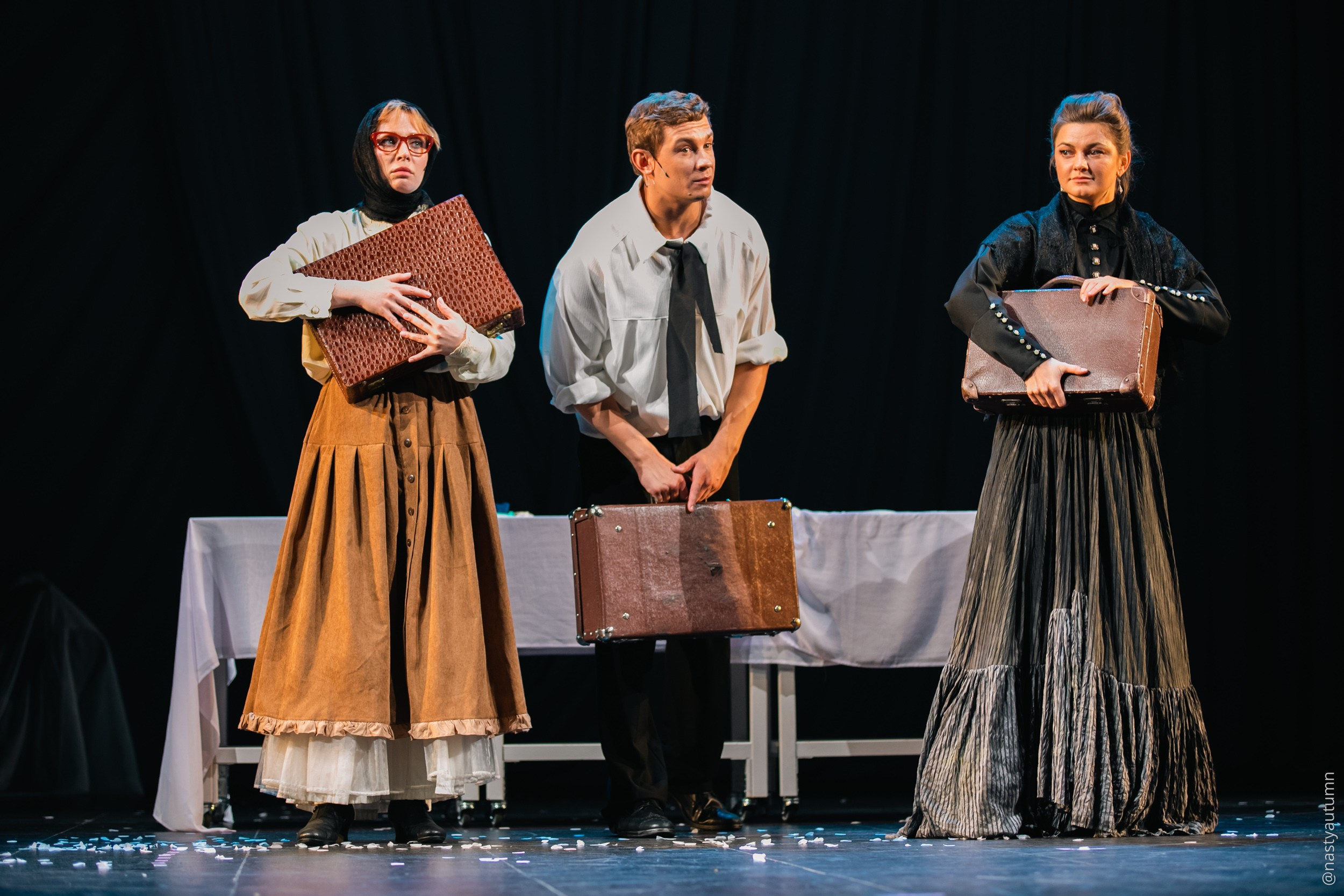 Генеральный прогон «Маяковский. Я сам.». Репортажный и концертный фотограф в Москве Анастасия Осень