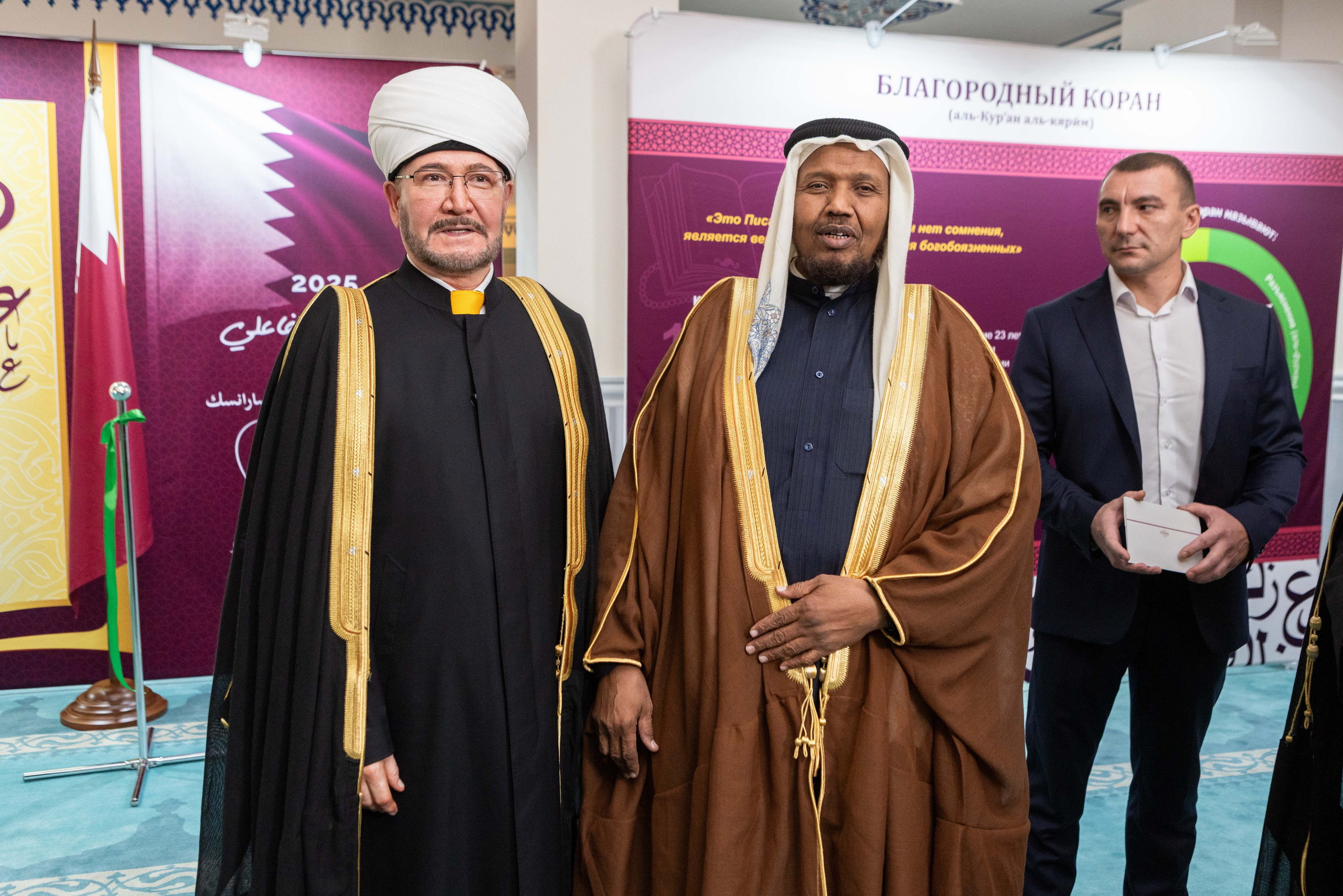 Открытие выставки Мир Корана. Рекламный, предметный, репортажный, семейный фотограф и художник в Москве