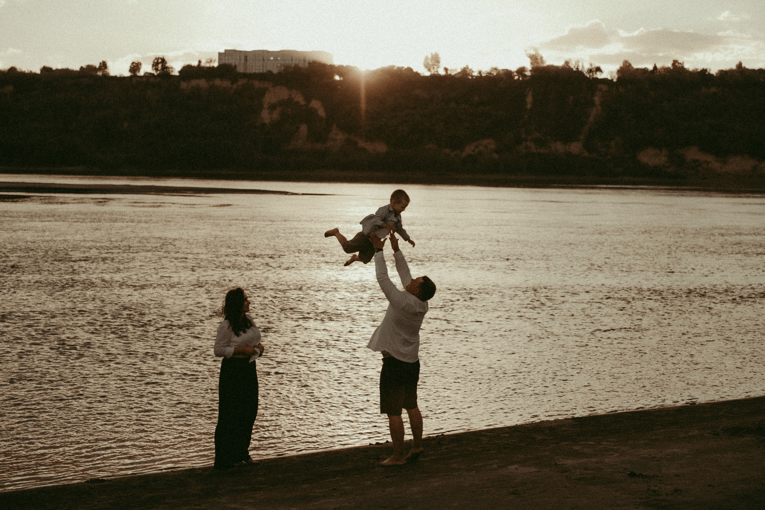 Семейные фотографии. Фотограф в Барнауле Дарья Бутурлакина. Люби.Цени.Касайся