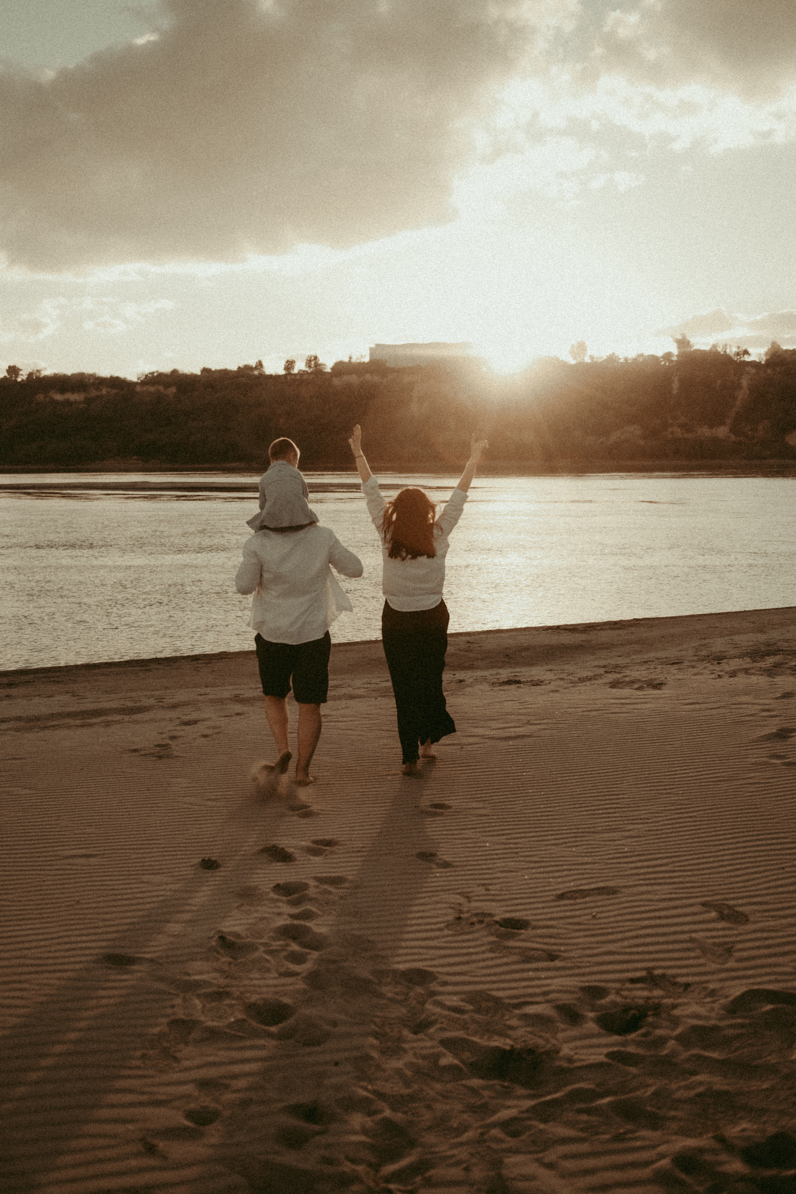Семейные фотографии. Фотограф в Барнауле Дарья Бутурлакина. Люби.Цени.Касайся