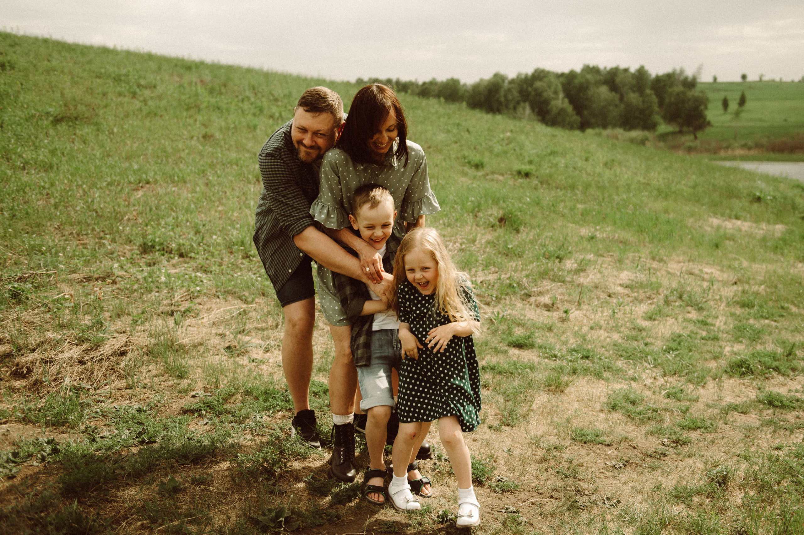 Семейные фотографии. Фотограф в Барнауле Дарья Бутурлакина. Люби.Цени.Касайся