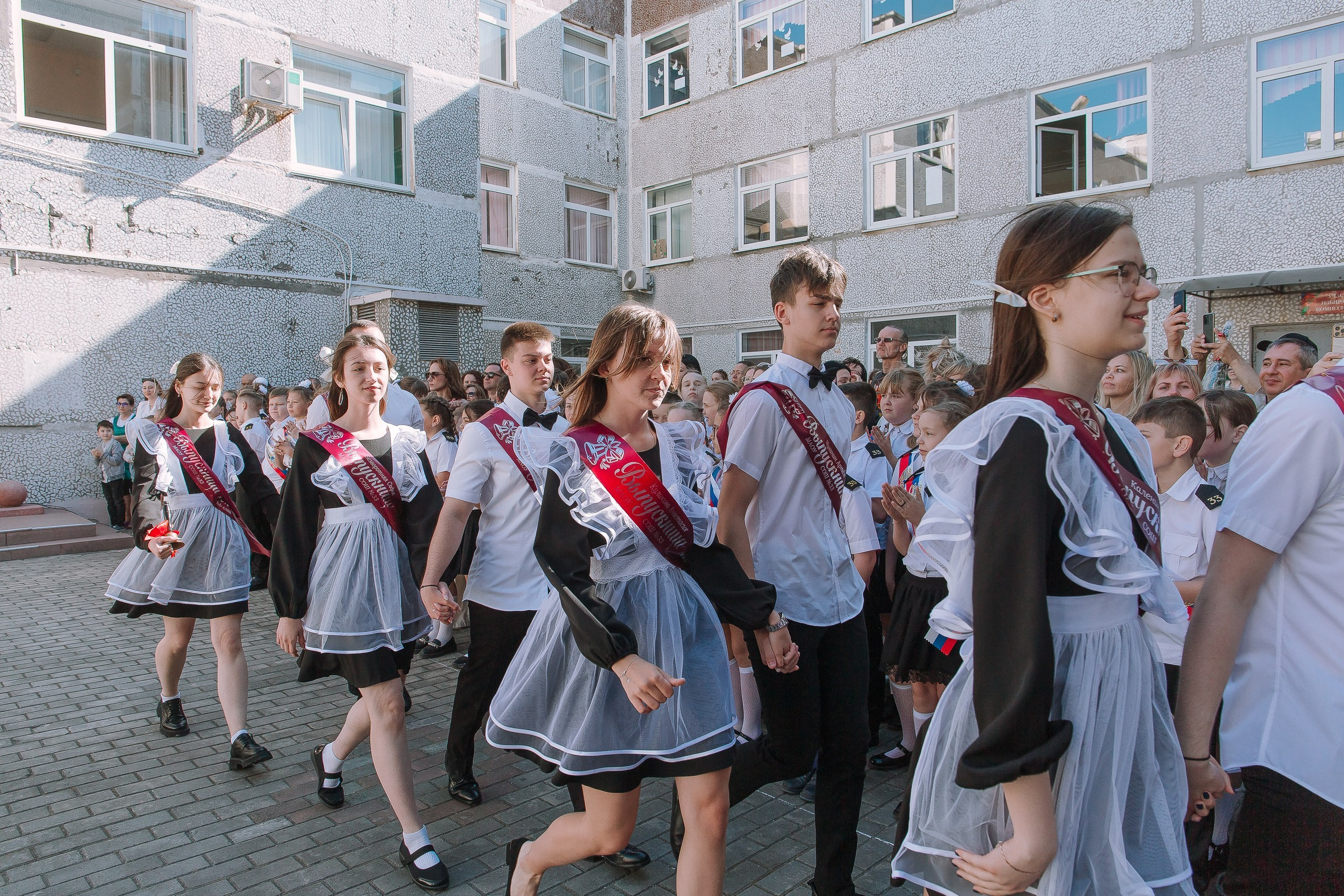 11 класс 33 школа. Выпускные альбомы Натальи Бутко: Новороссийск, Анапа, Геленджик