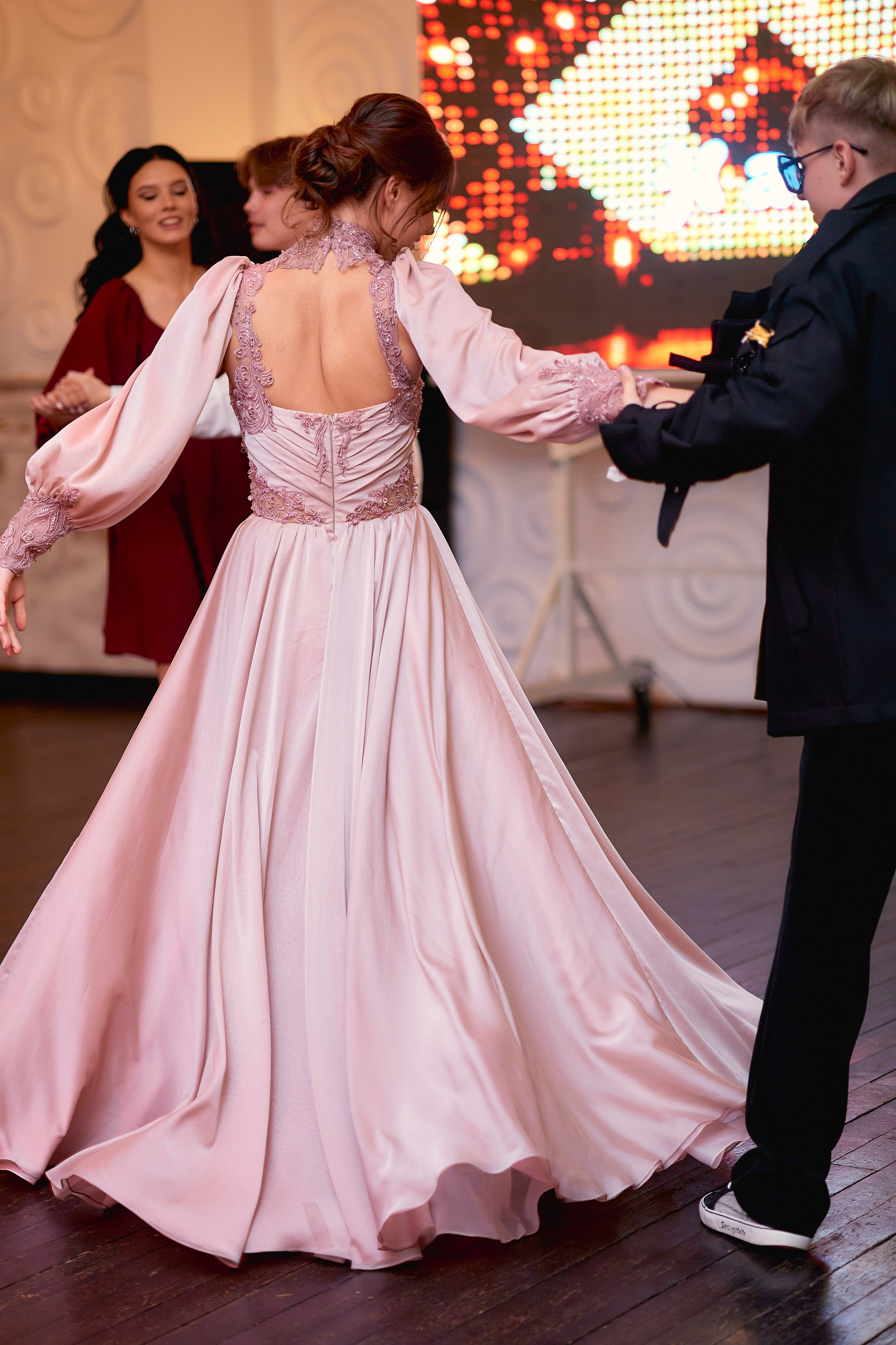 Школа № 79 (выпускной 2023). Фотограф Иван Кузьмин на любое Ваше мероприятие