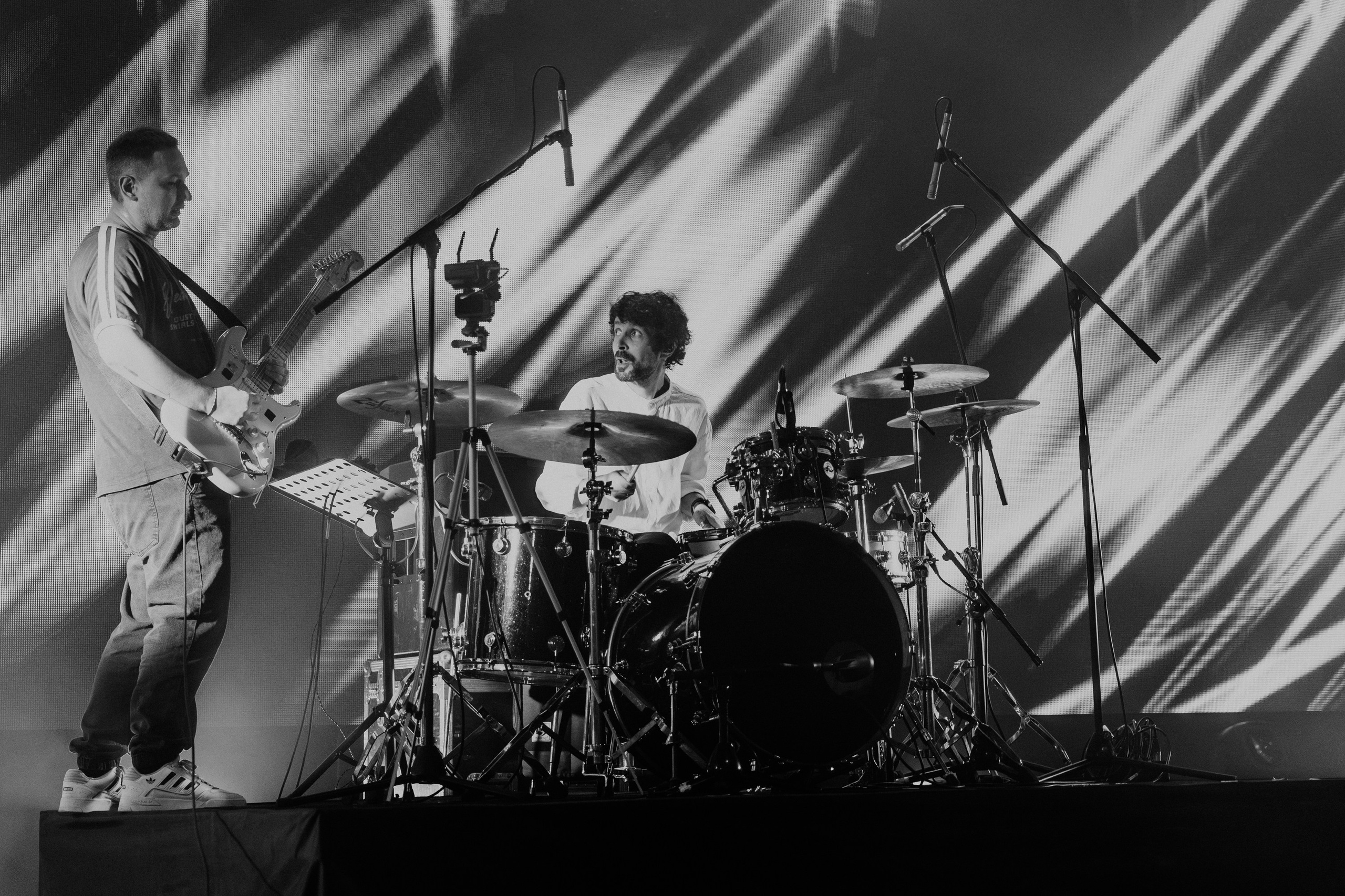 Танцы Минус. Магия музыки в кадре: Концертная Фотография