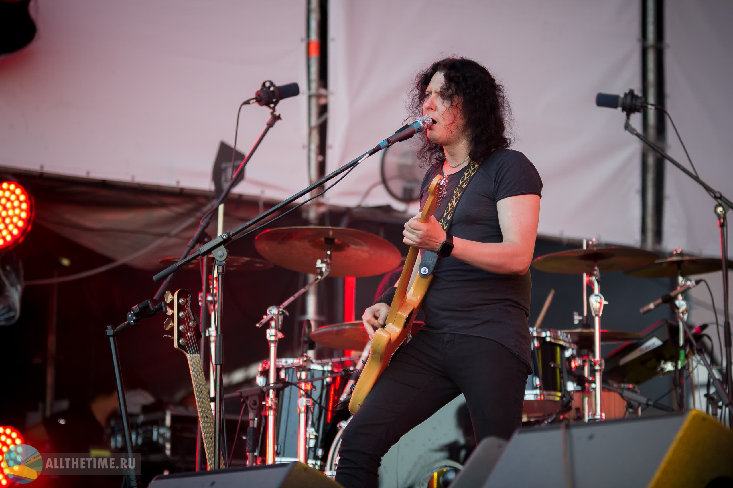 НАШИ В ГОРОДЕ. Магия музыки в кадре: Концертная Фотография