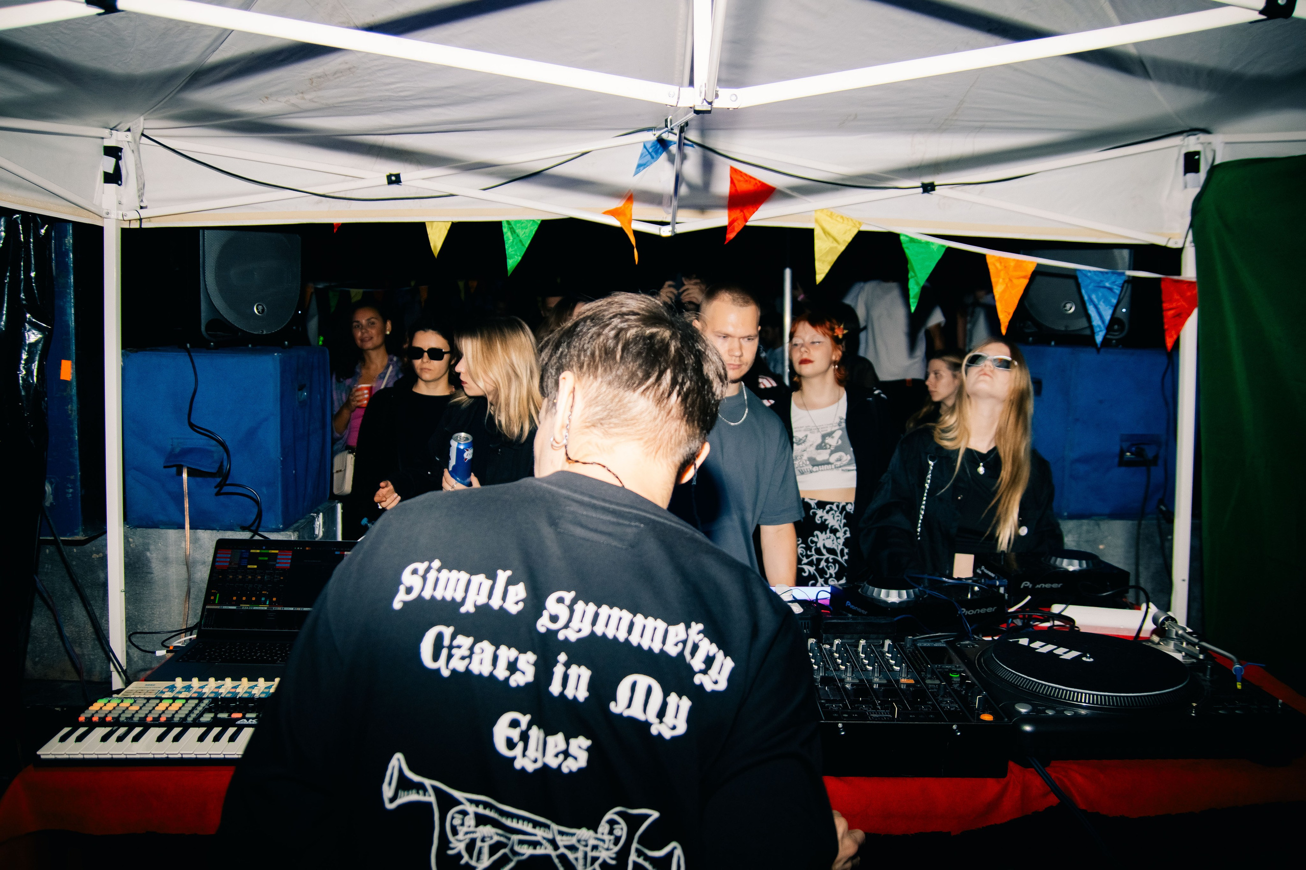 Тусовки. Фотограф Егор Огородов