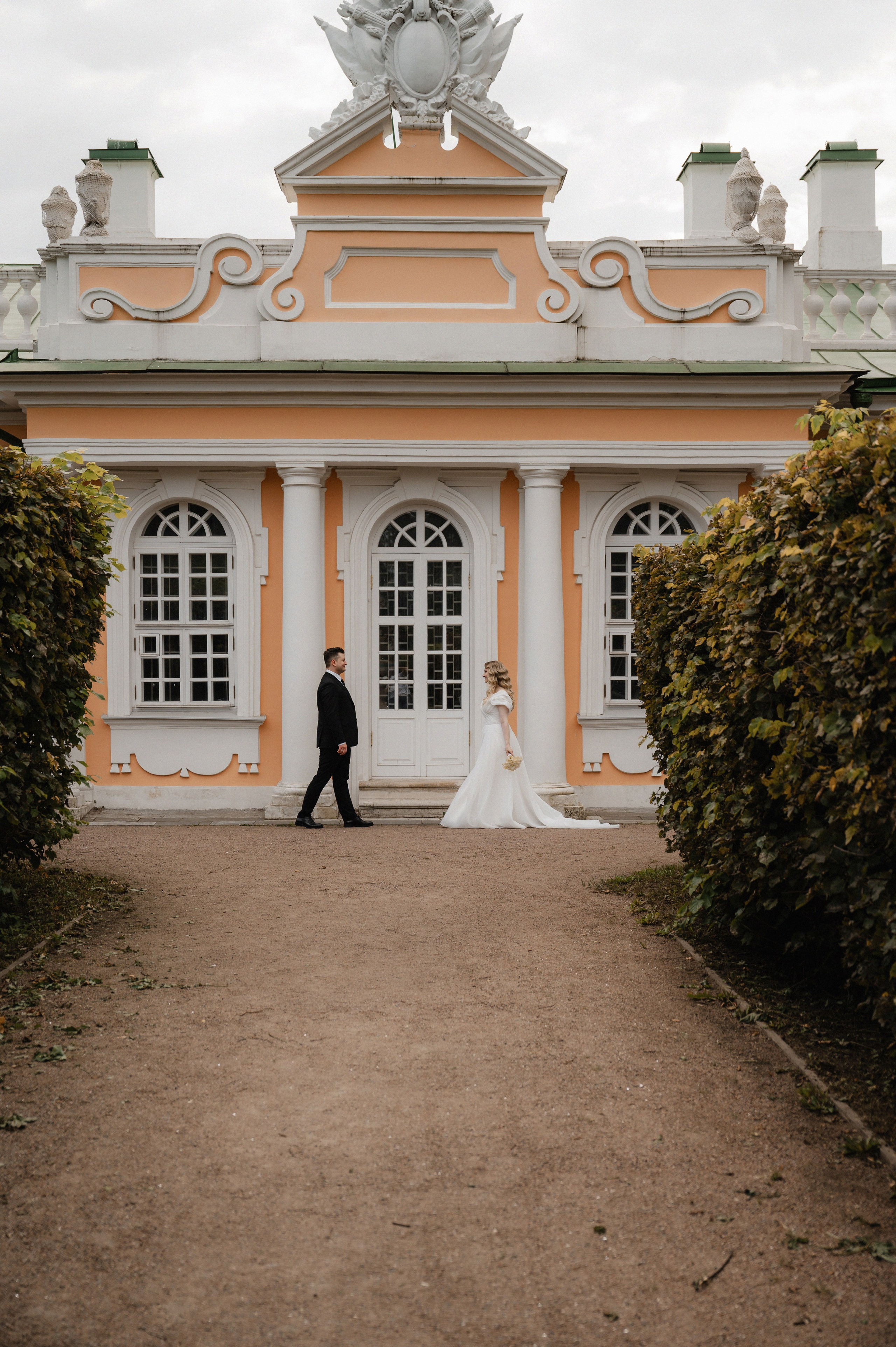 Илья и Ольга.Кусково. Свадебный фотограф Раменское-Москва