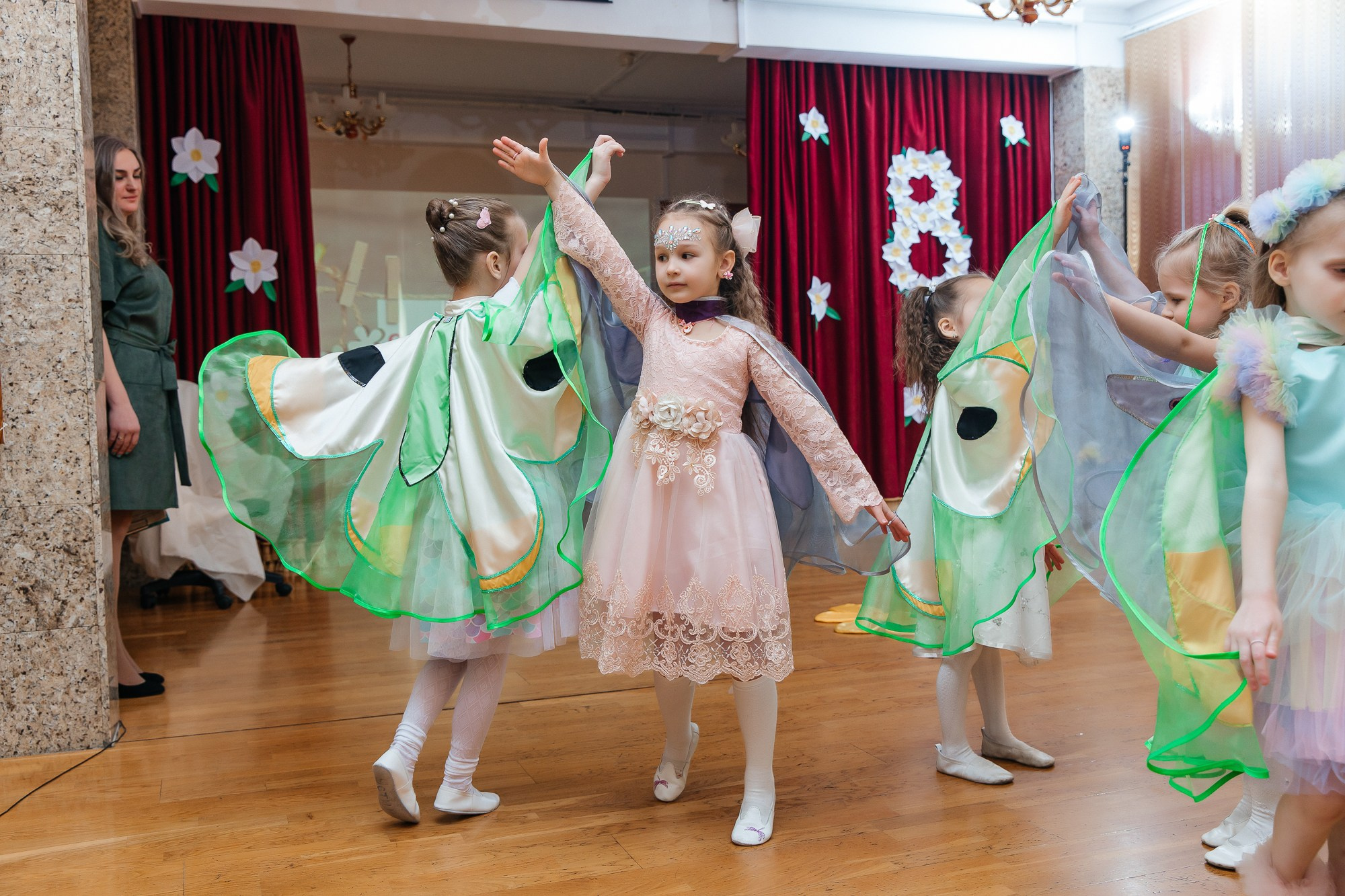 Детский сад № 93 — Утренник (10.03.2023). Свадебный и семейный фотограф Крамар Наталья