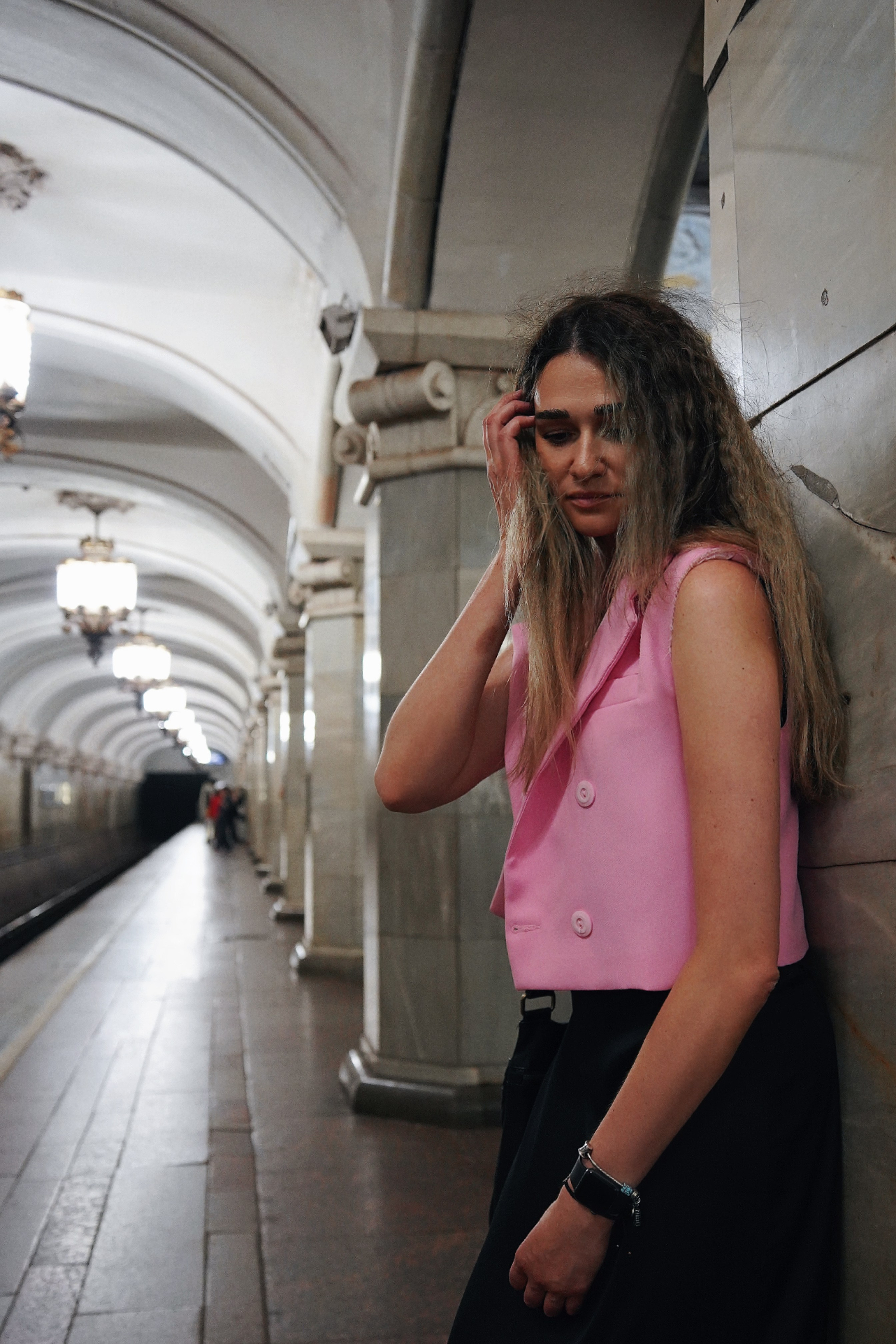 Анна в Московском метро. Событийный фотограф Анна Курникова