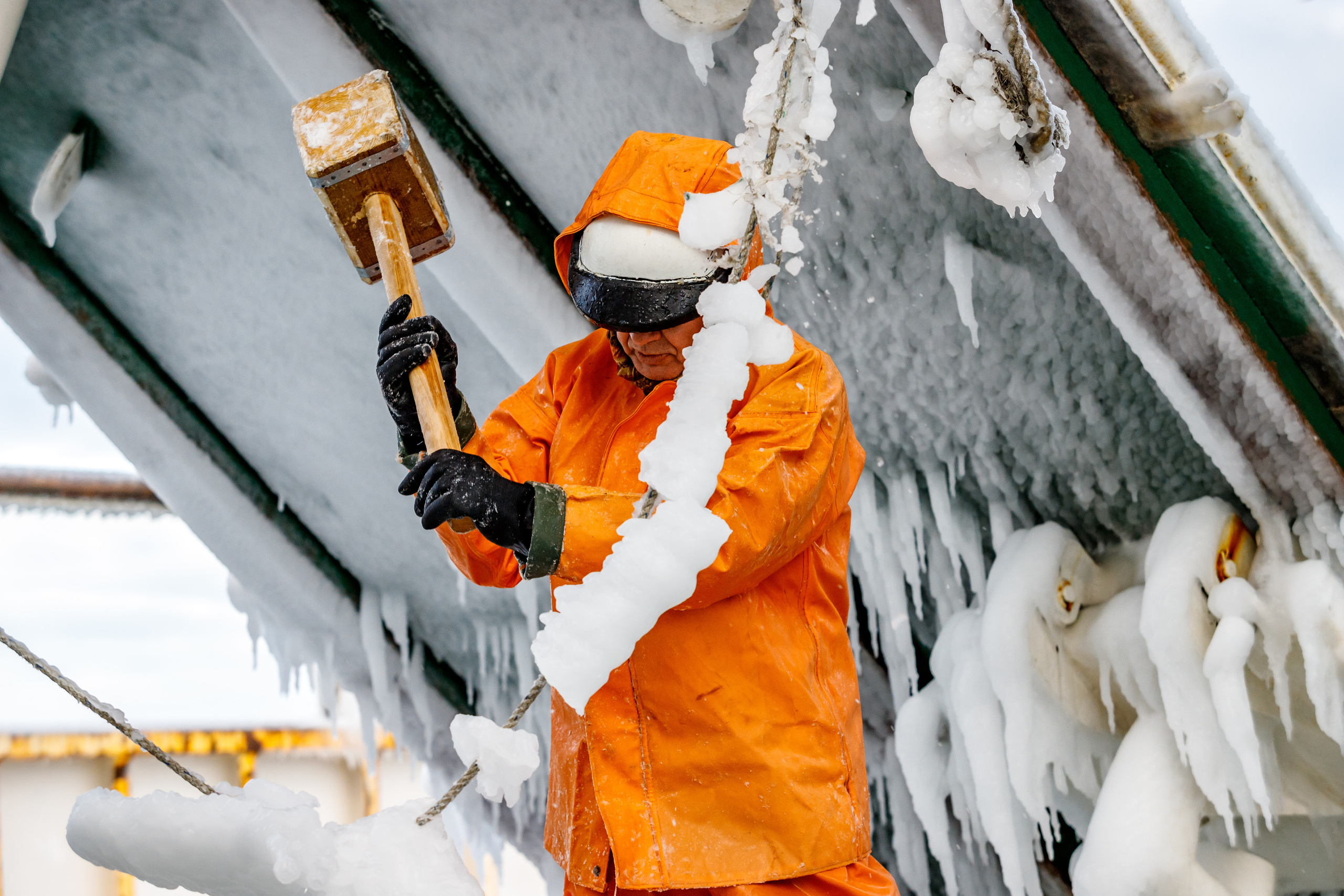 Репортаж в зимнем Беринговом море. Марк Шишкин — репортажный фотограф в Воронеже и России