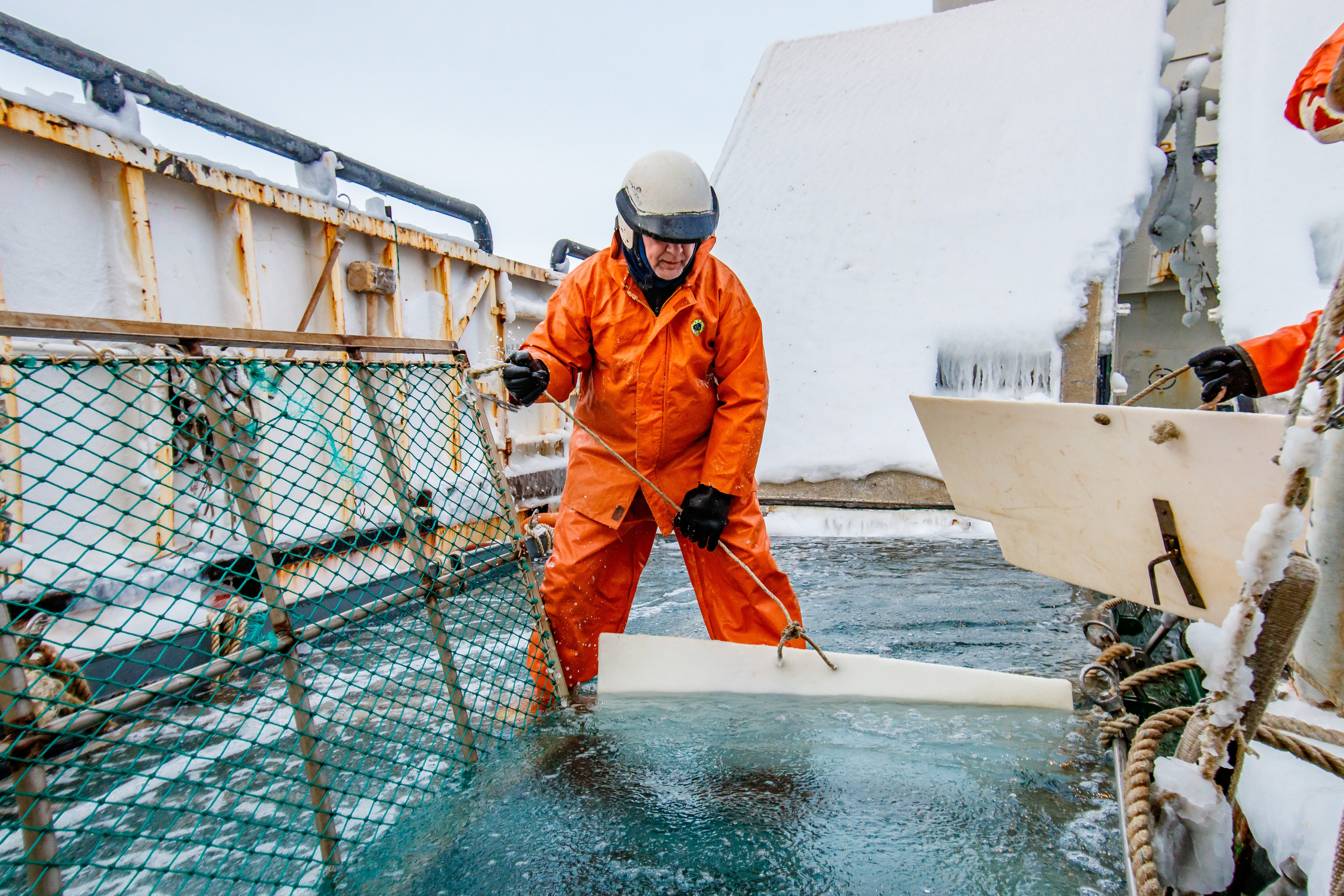 Репортаж в зимнем Беринговом море. Марк Шишкин — репортажный фотограф в Воронеже и России