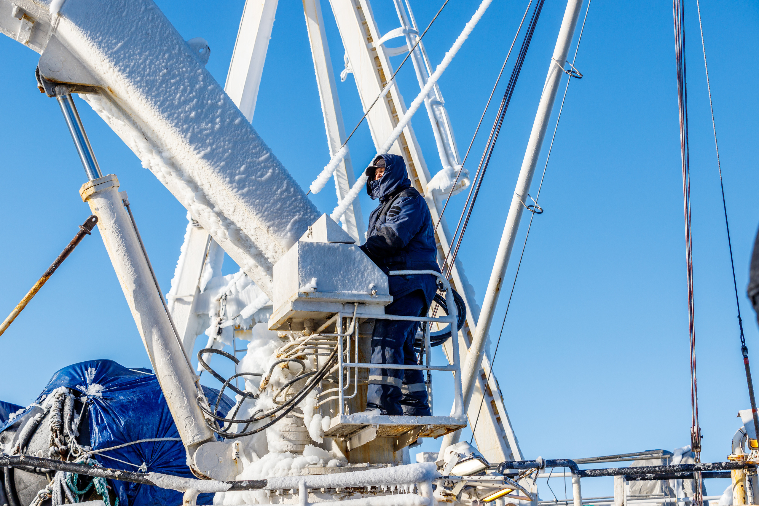 Репортаж в зимнем Беринговом море. Марк Шишкин — репортажный фотограф в Воронеже и России