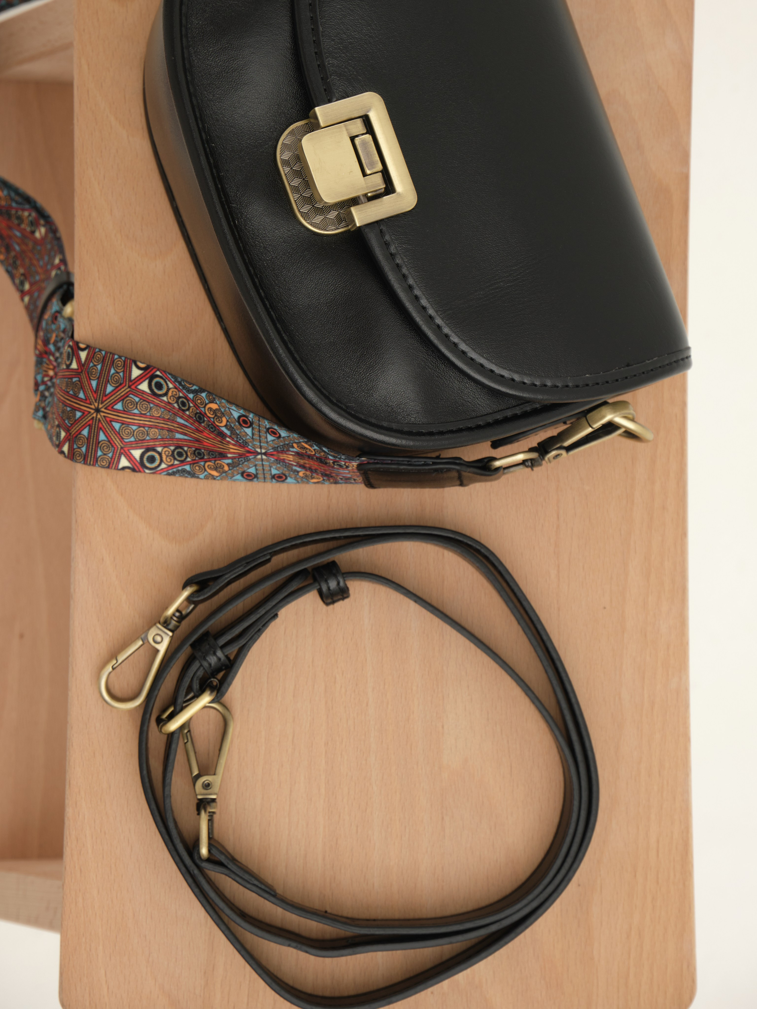 Съемка для маркетплейса, сумки / фотоаппарат. Привет) Меня зовут Анита и я фотограф из Сургута